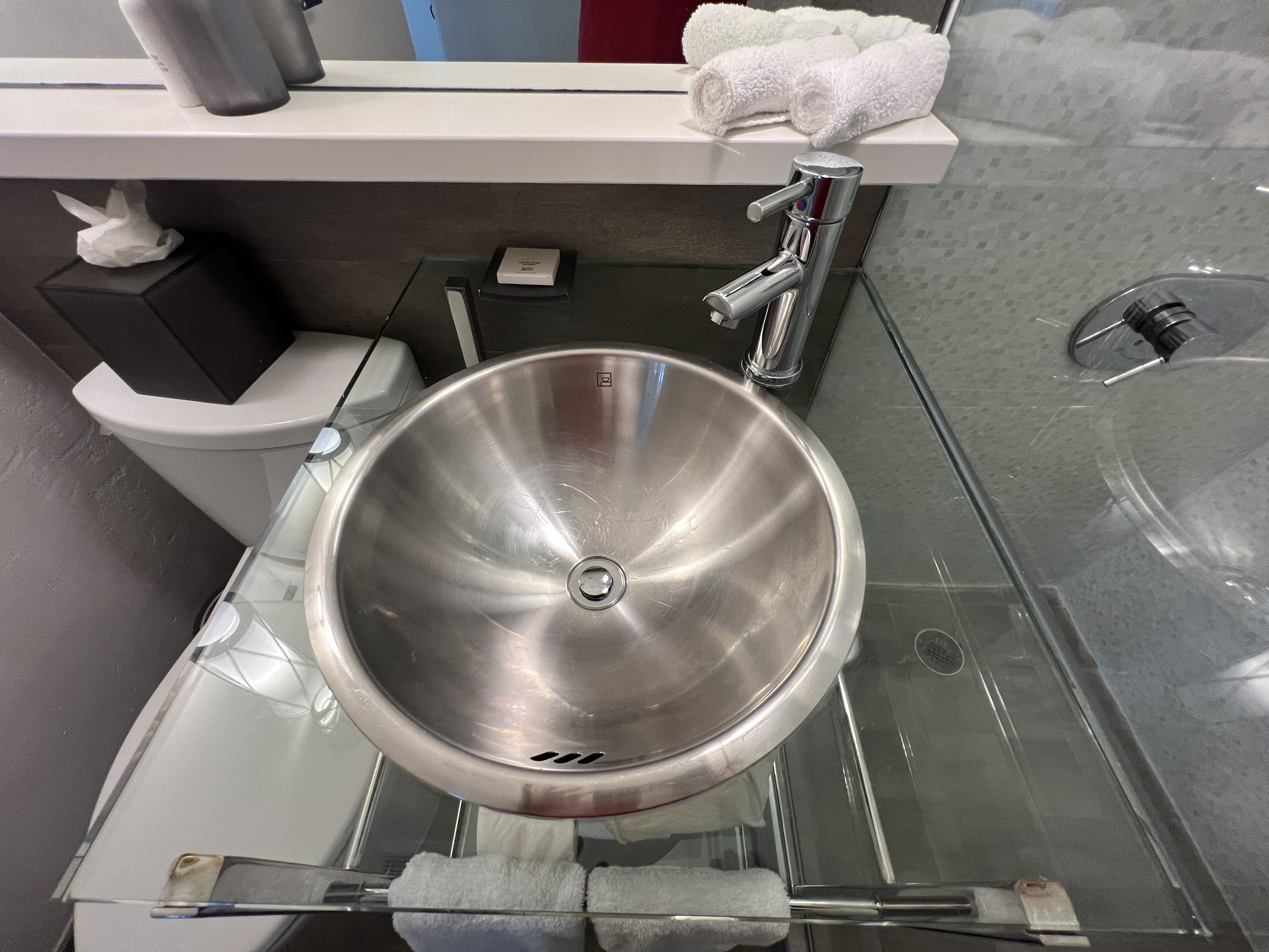 Kimpton Surfcomber Bathroom Sink