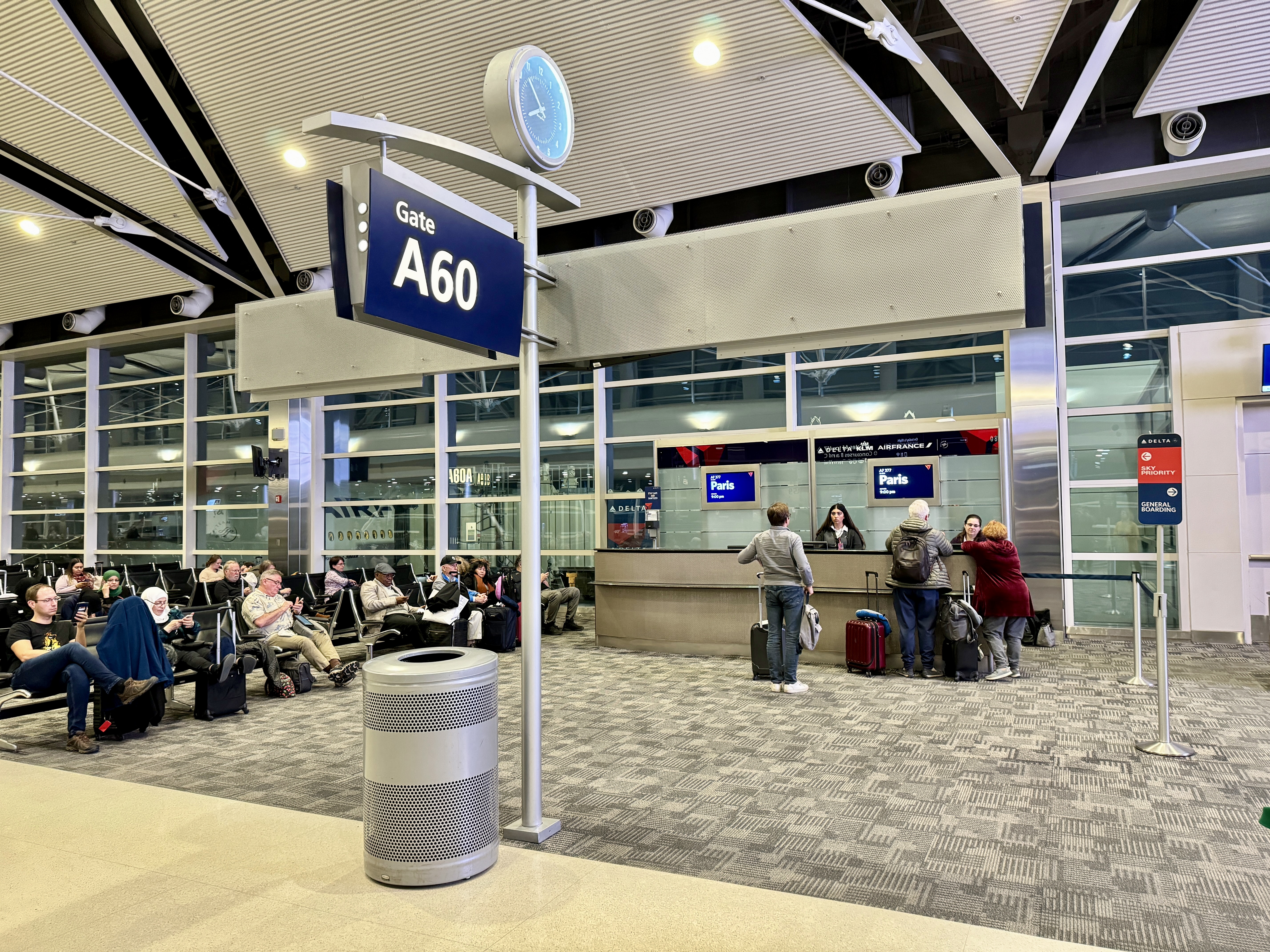 Air France 777 Business Class Boarding Gate Air France 777 Business Class Boarding Gate
