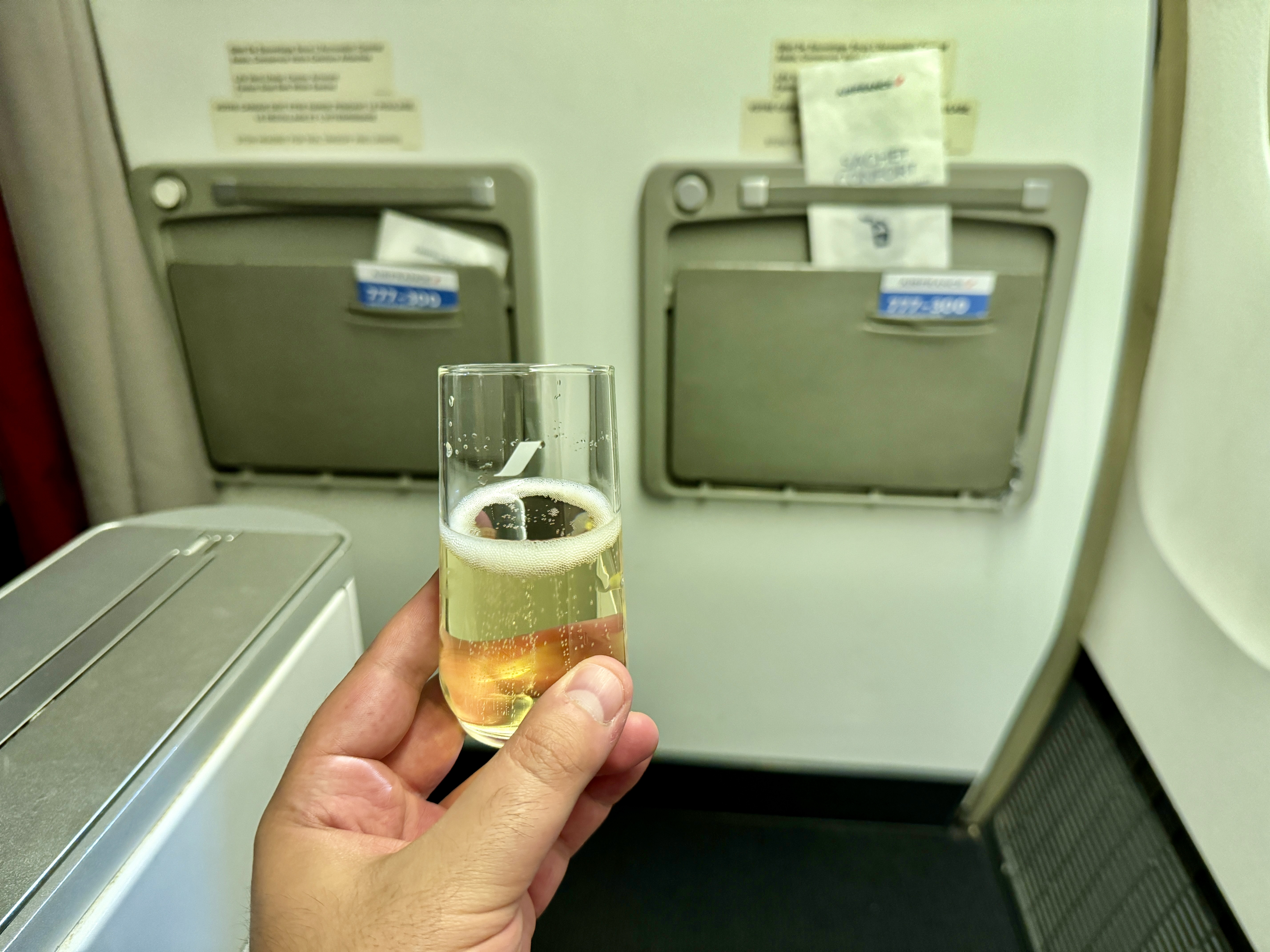 Air France 777 Business Class Welcome Champagne Air France 777 Business Class Welcome Champagne