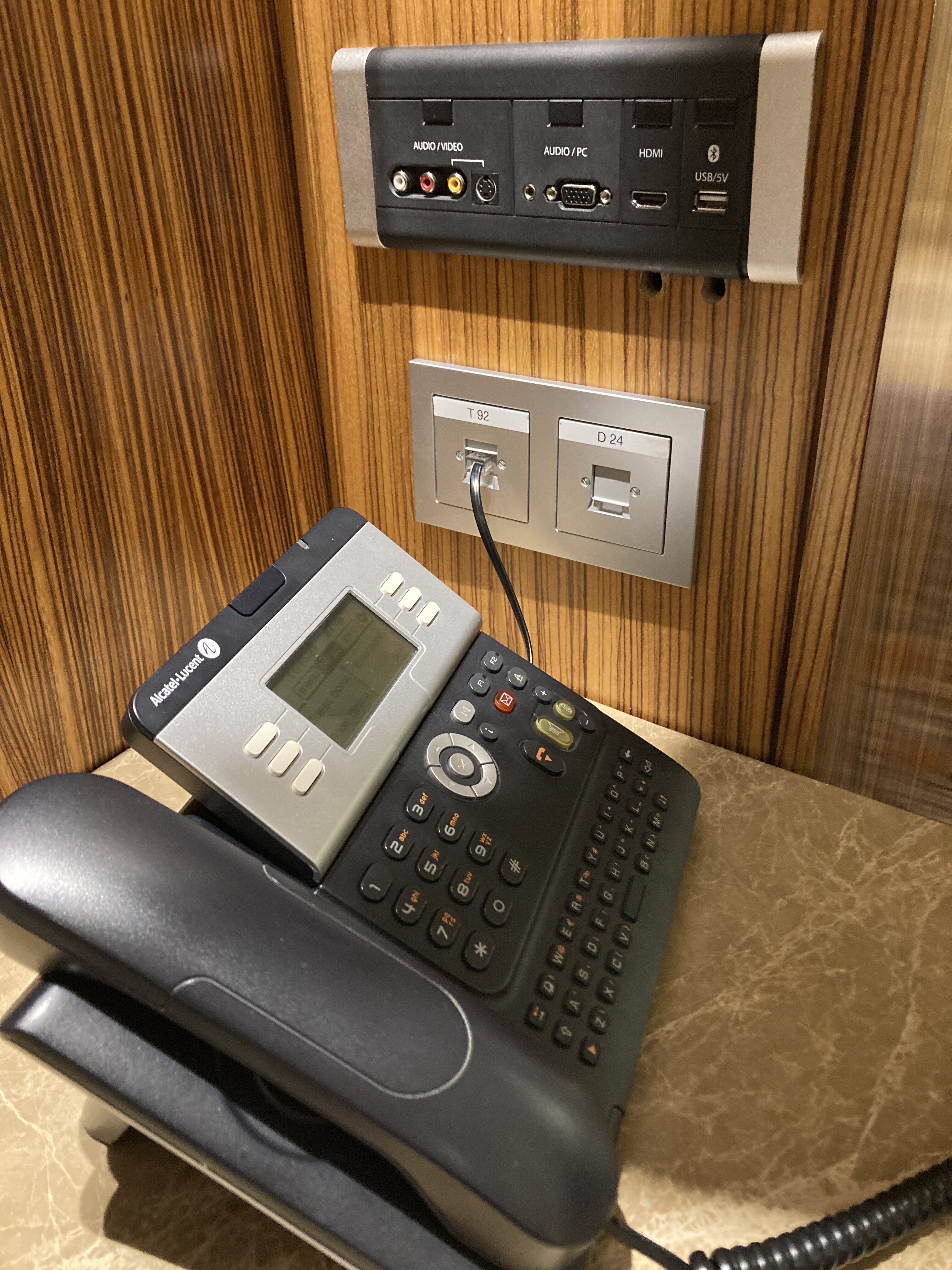 Andaz Capital Gate Abu Dhabi desk phone outlets