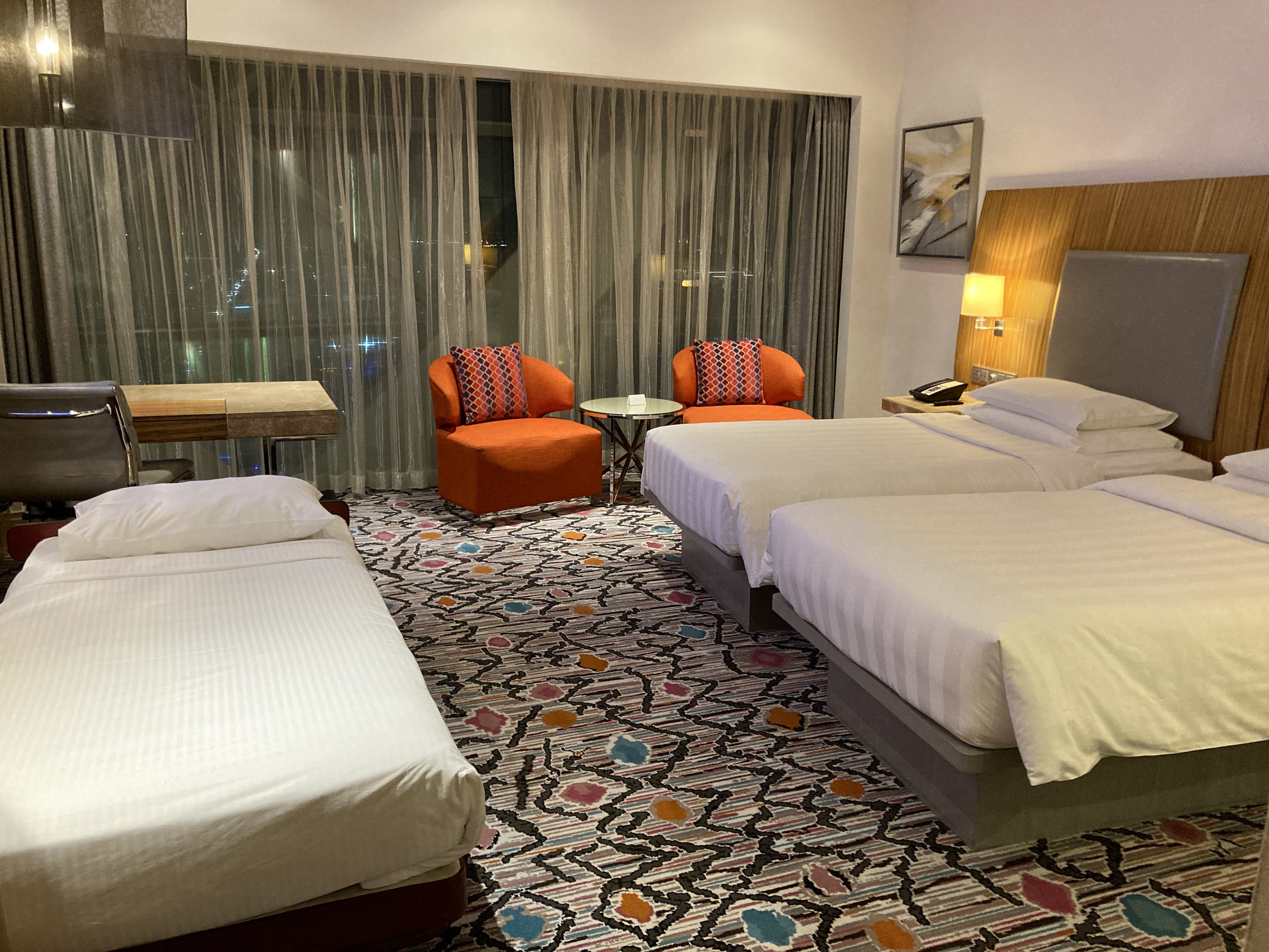 Andaz Capital Gate Abu Dhabi twin room
