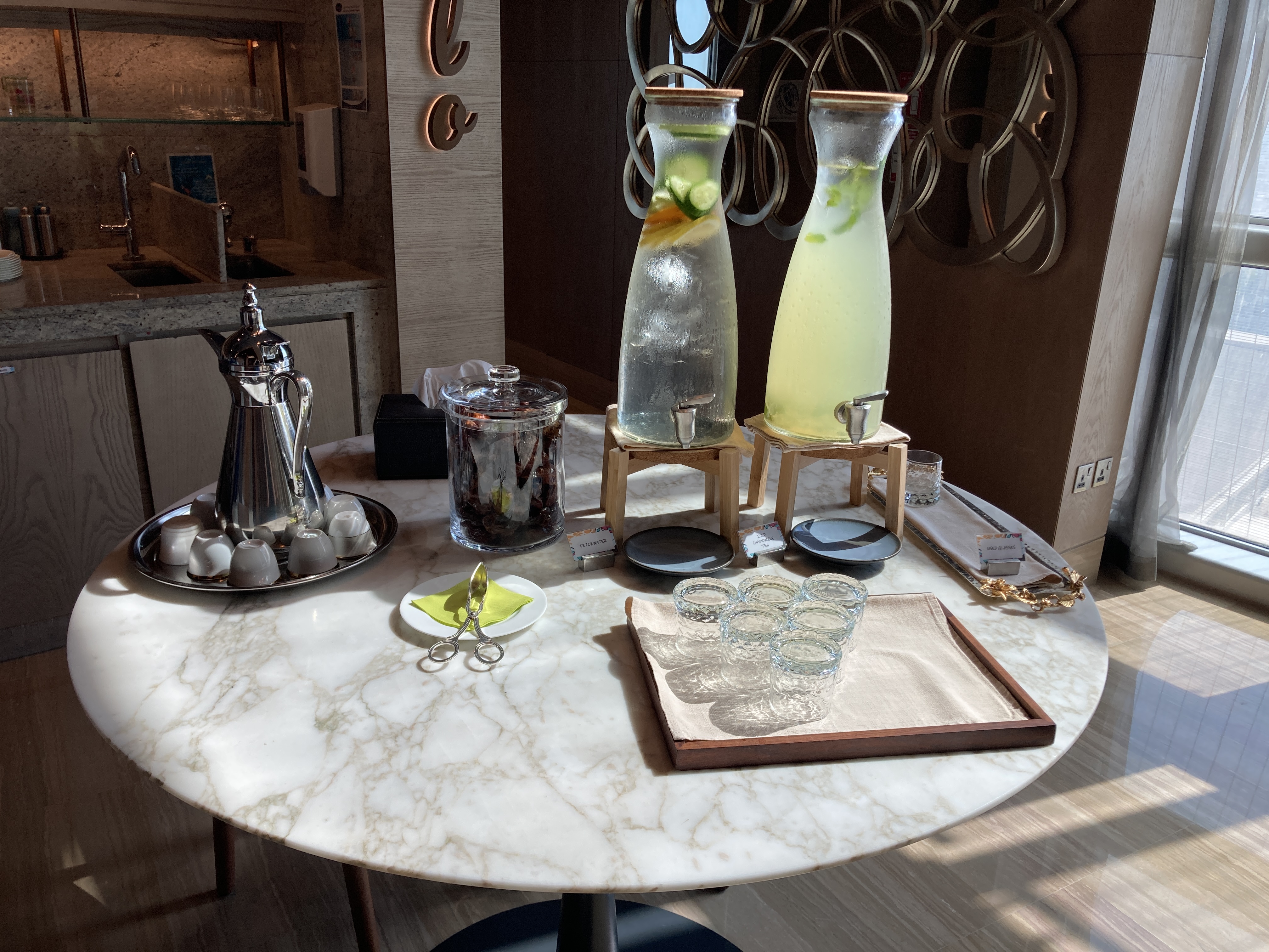 Andaz Capital Gate Abu Dhabi water