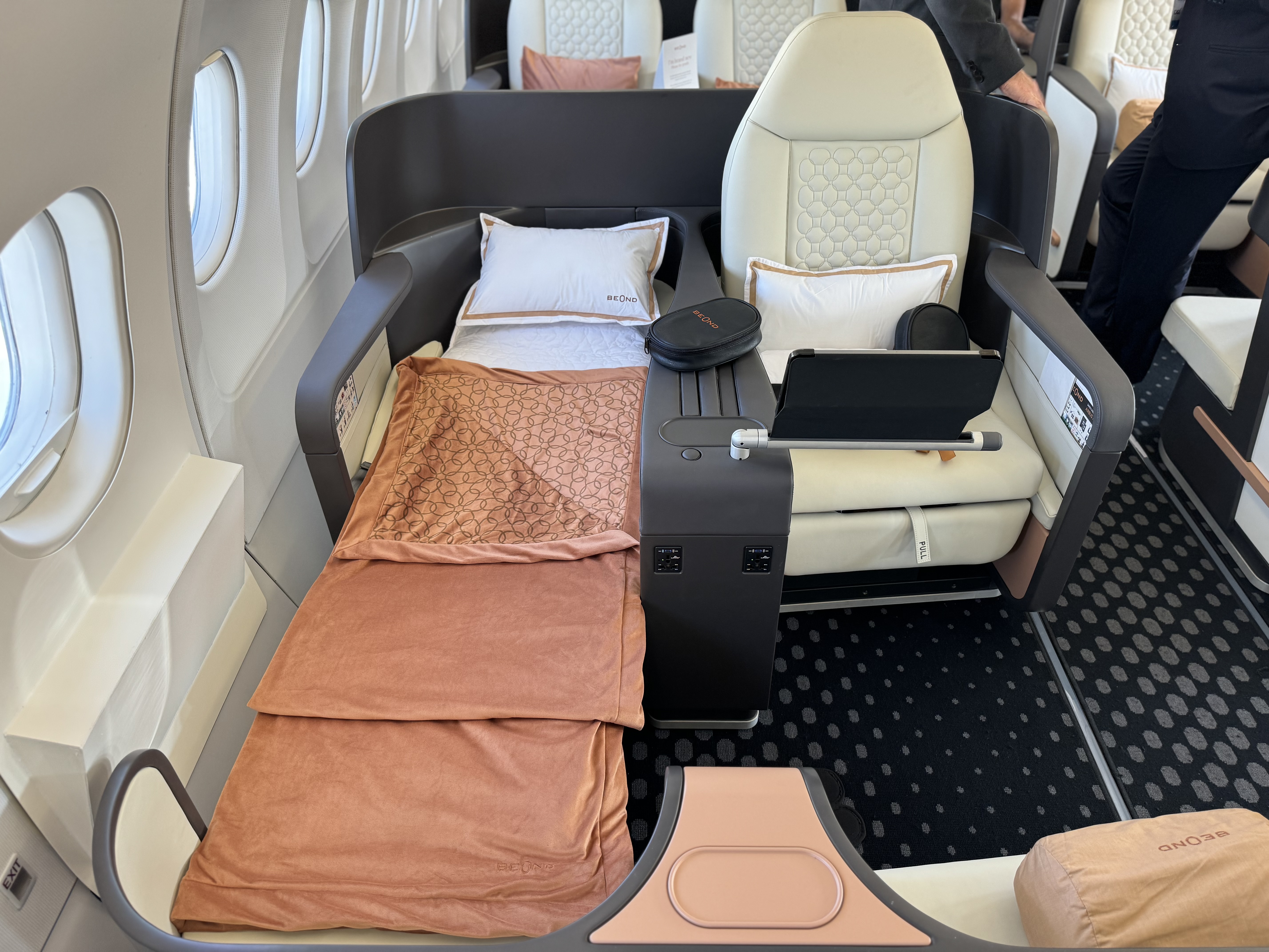 Beond flat bed at Dubai Airshow 2023 Beond flat bed at Dubai Airshow 2023
