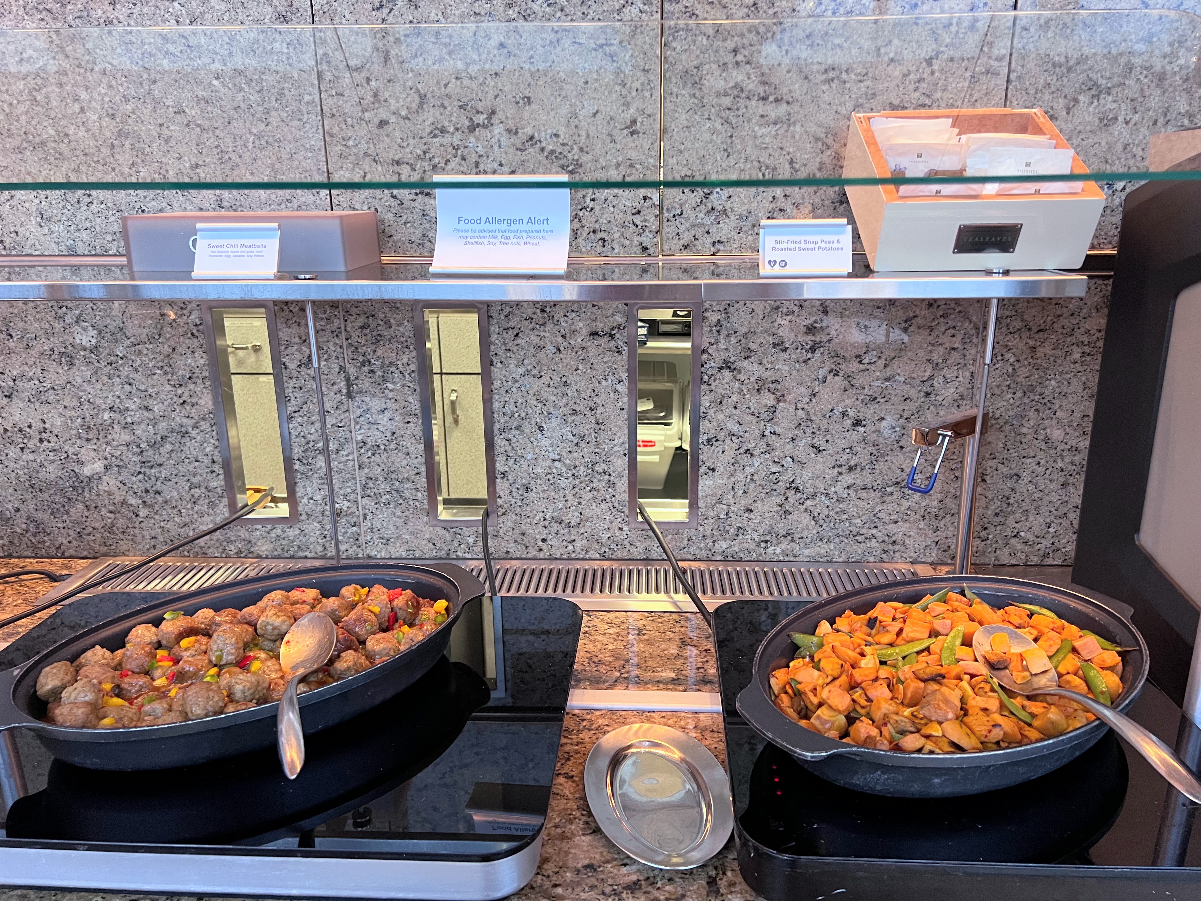 Chicago OHare Admirals Club Concourse L lunch options Chicago OHare Admirals Club Concourse L lunch options