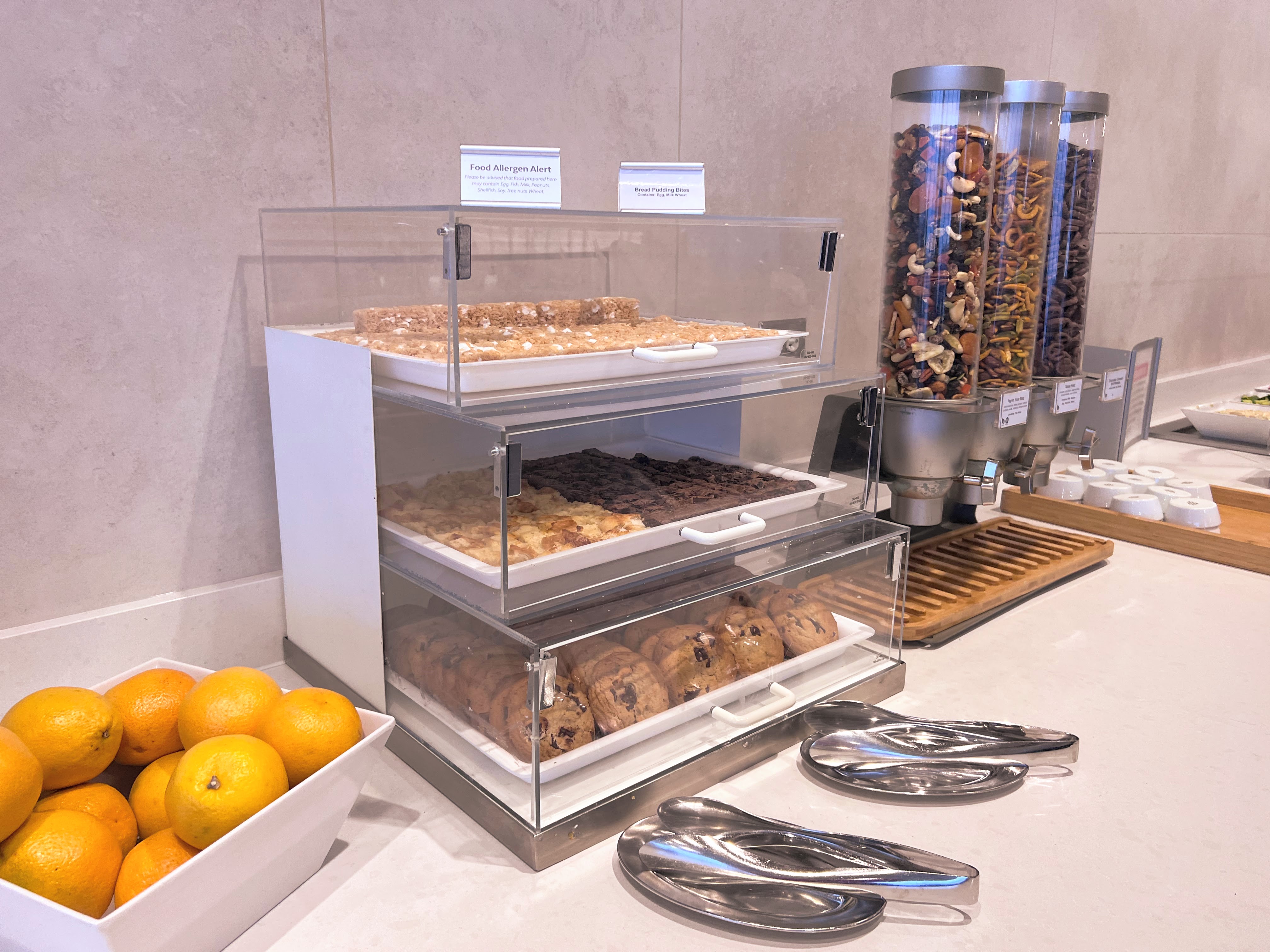 Desserts and snacks at Admirals Club ORD Concourse HK Desserts and snacks at Admirals Club ORD Concourse HK