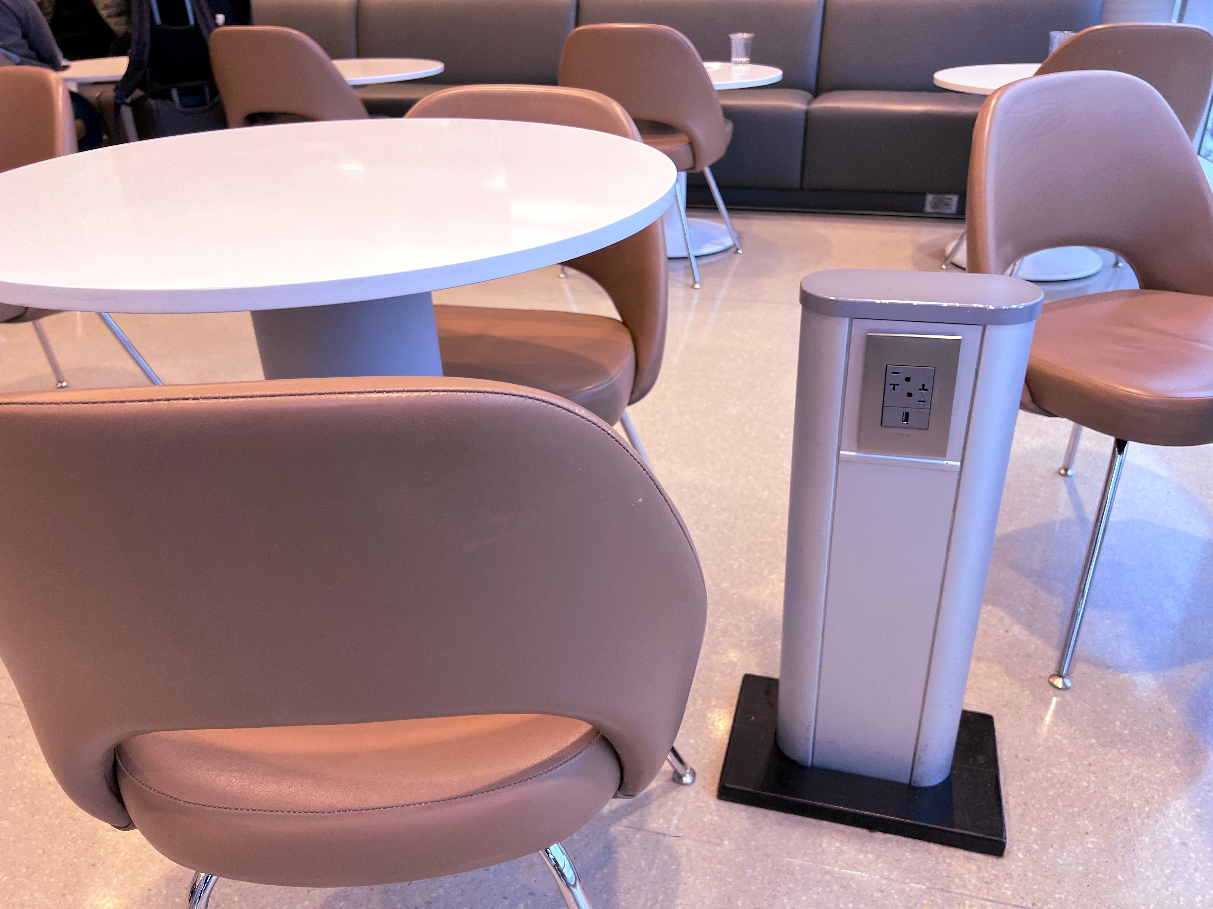 Dining area outlets in ORD Admirals Club Concourse G Dining area outlets in ORD Admirals Club Concourse G