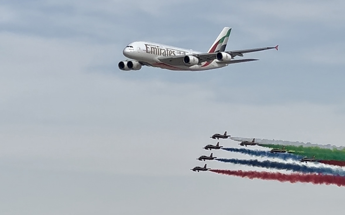 Dubai Air Show fly passed Dubai Air Show fly passed