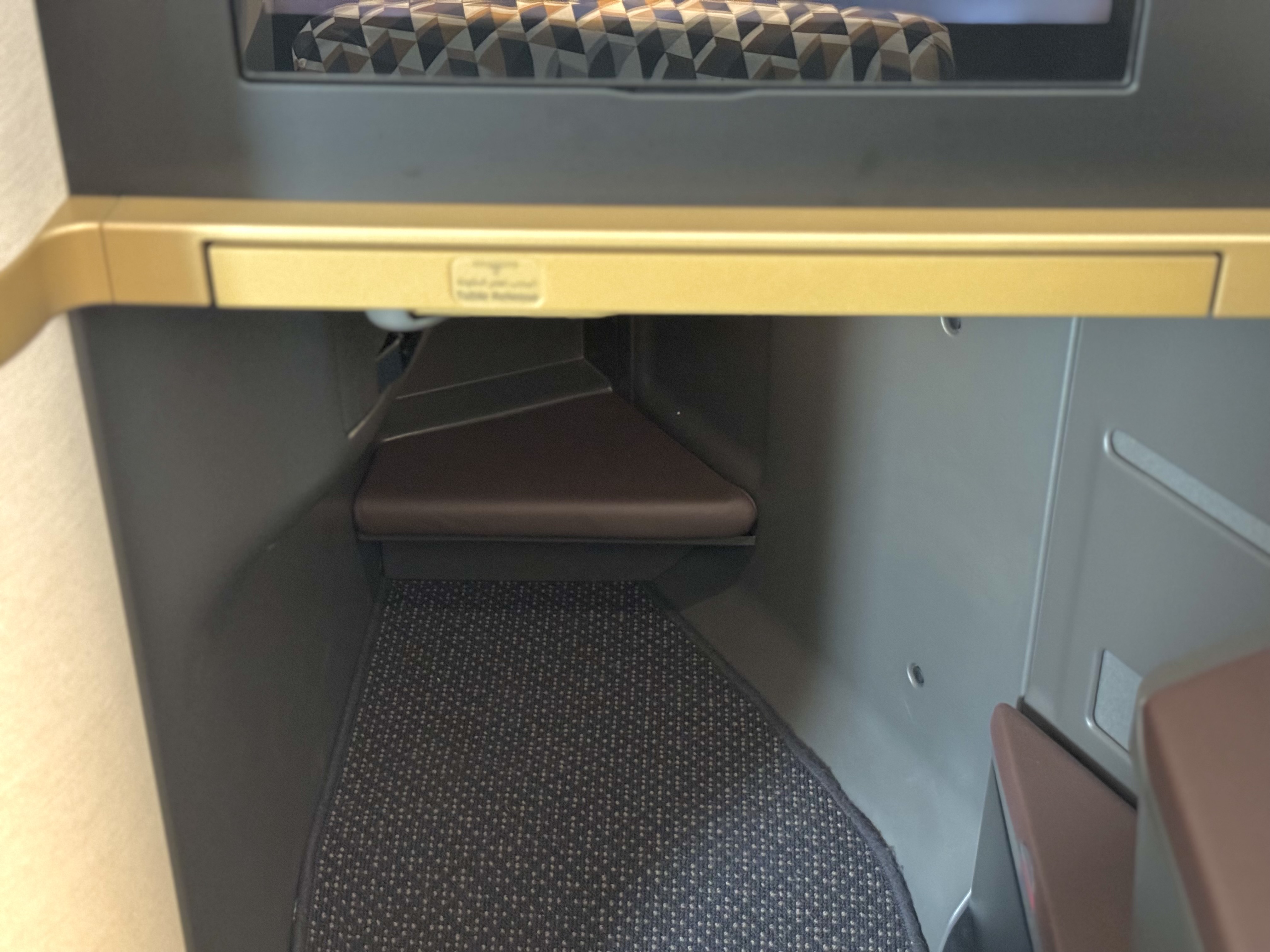Dubai Airshow Etihad new 787 Dreamliner business class footrest