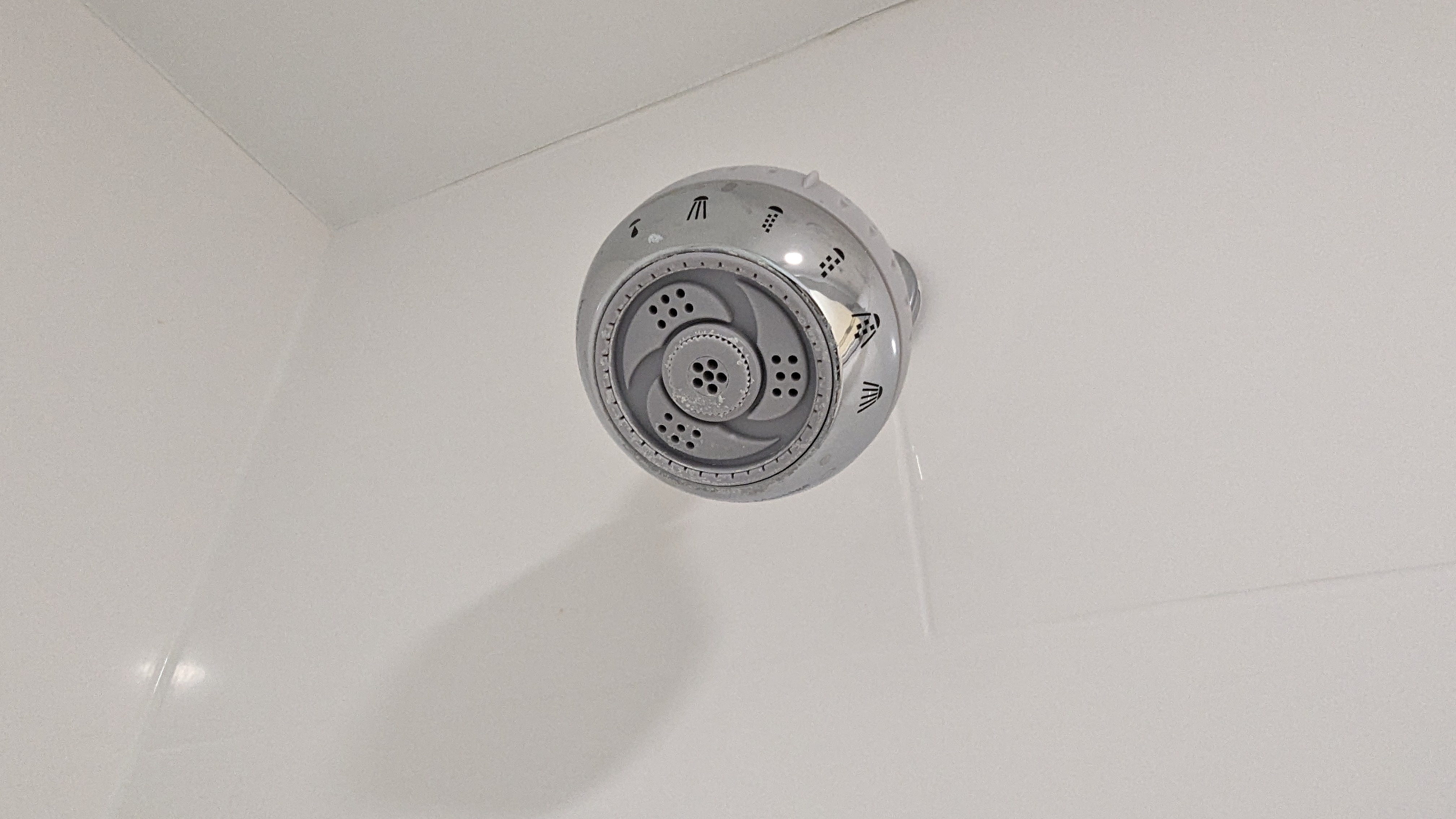 Hampton Inn and Suites Aurora South Denver room bathroom shower adjustable head