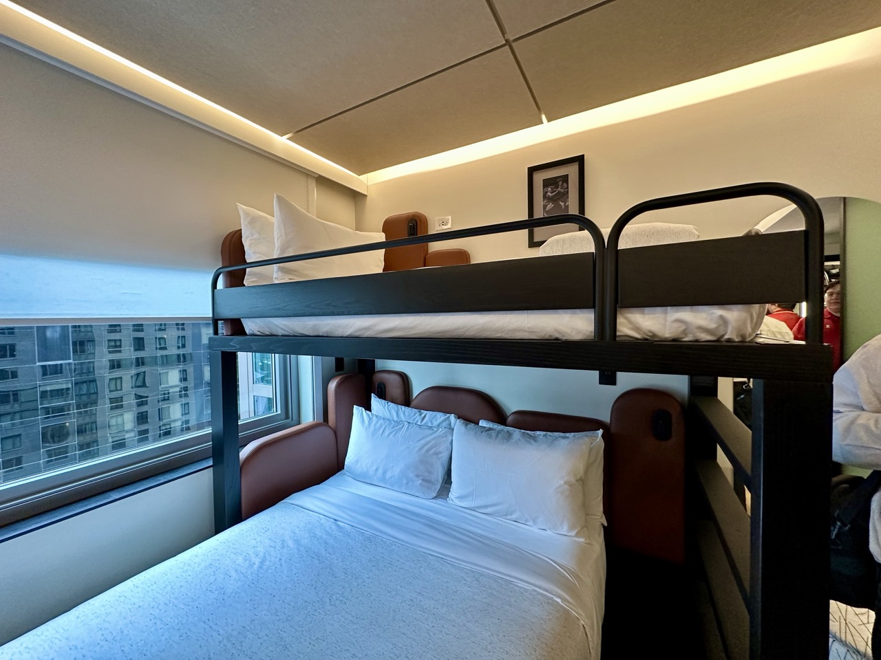 Motto Times Square Bunkbed room