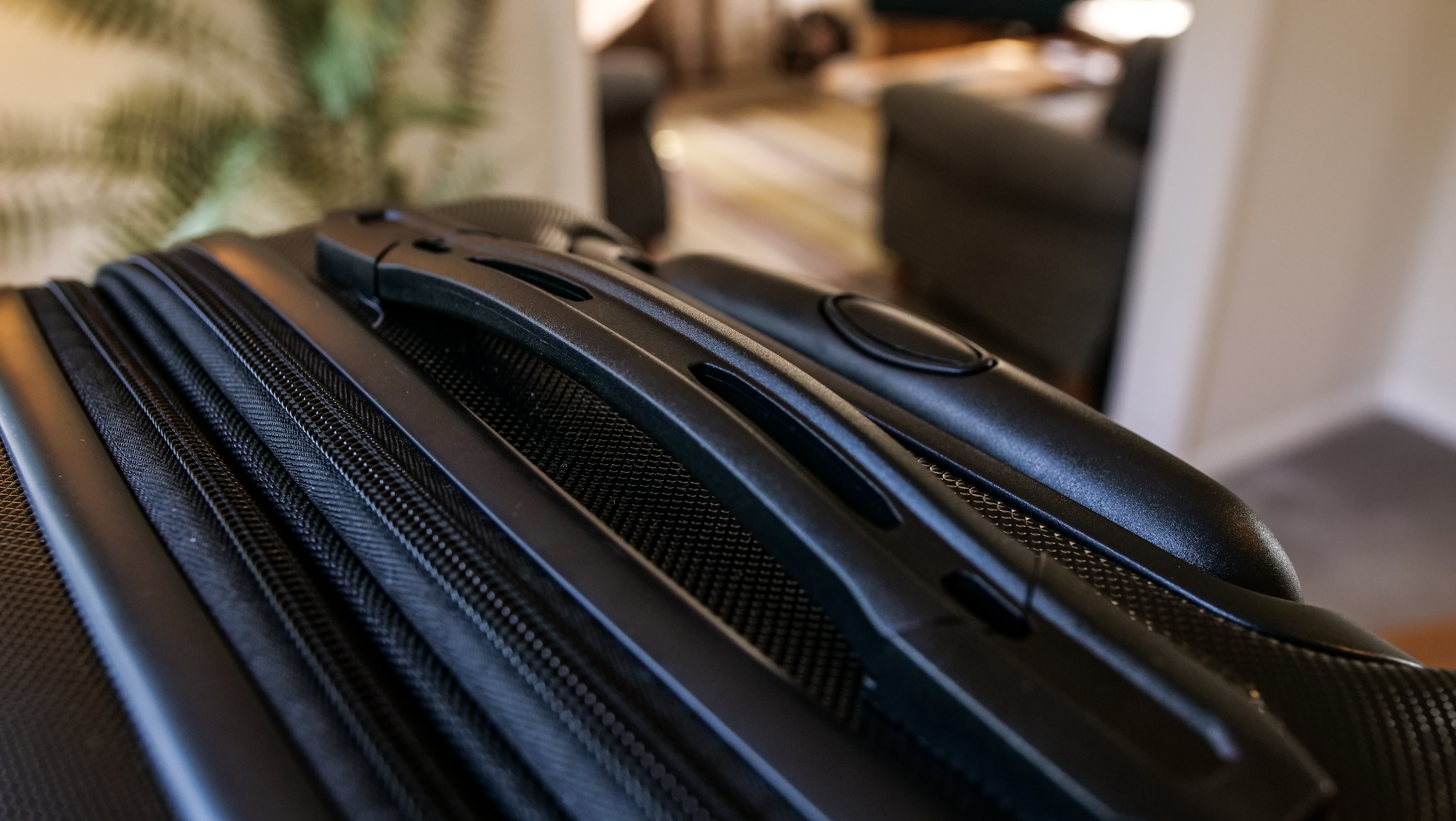 Samsonite Omni carry handle Samsonite Omni carry handle