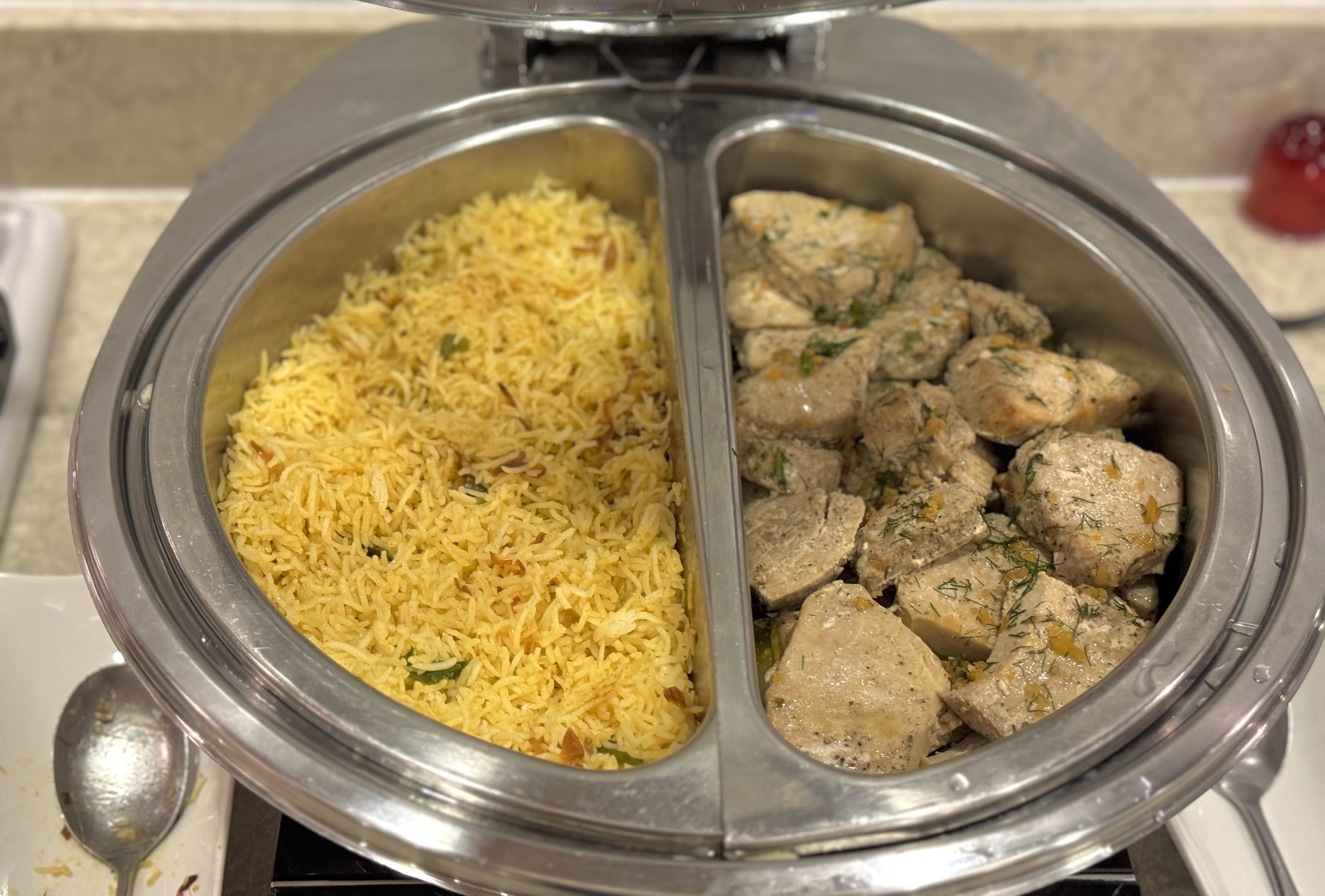 Sri Lankan A330 business class MLE lounge tuna and rice