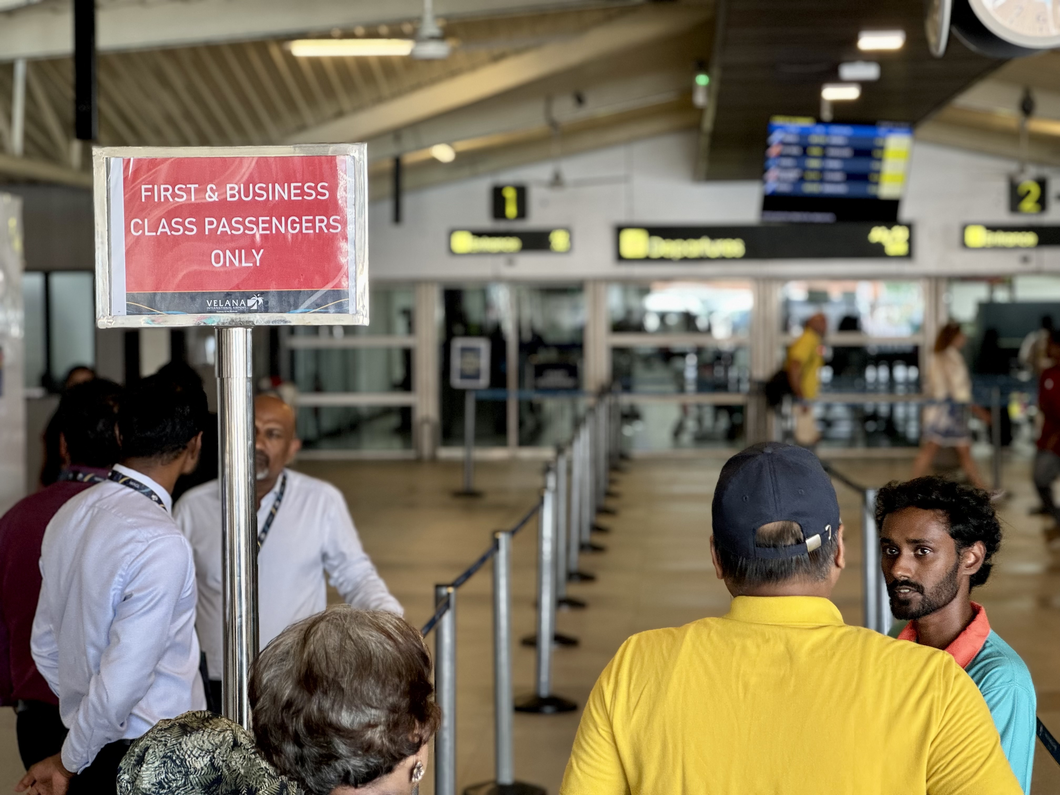 Sri Lankan A330 business class MLE terminal