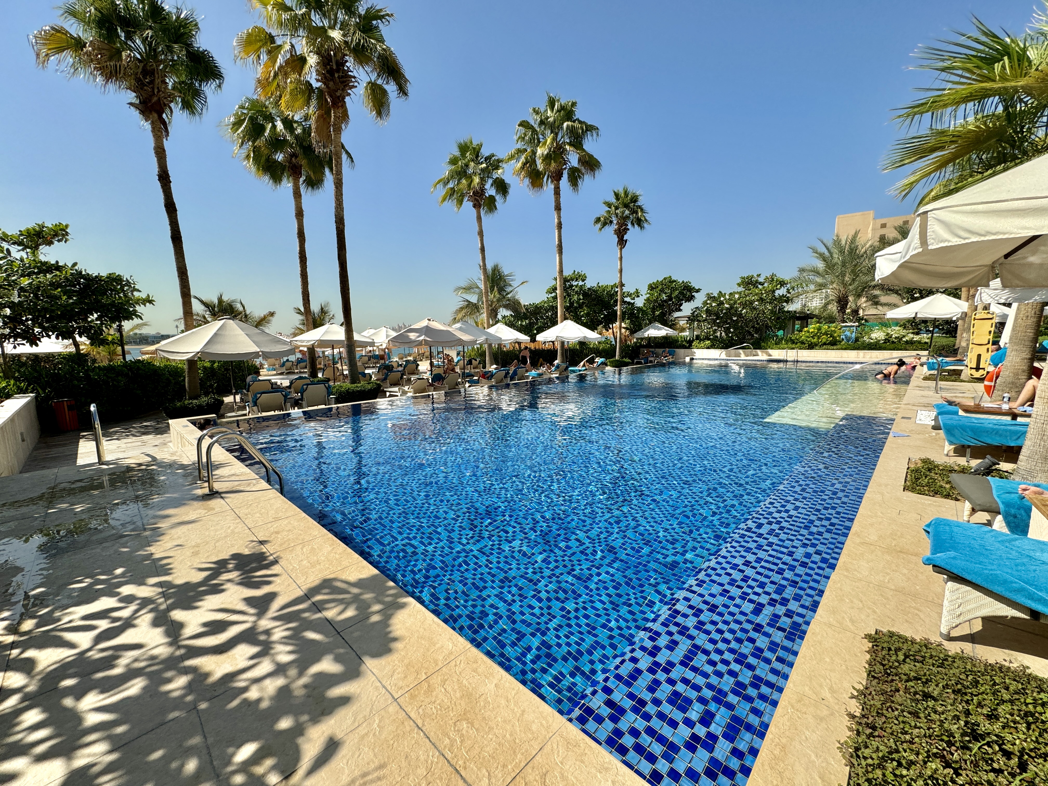 Waldorf Astoria Dubai Palm Jumeirah Adult Pool Waldorf Astoria Dubai Palm Jumeirah Adult Pool