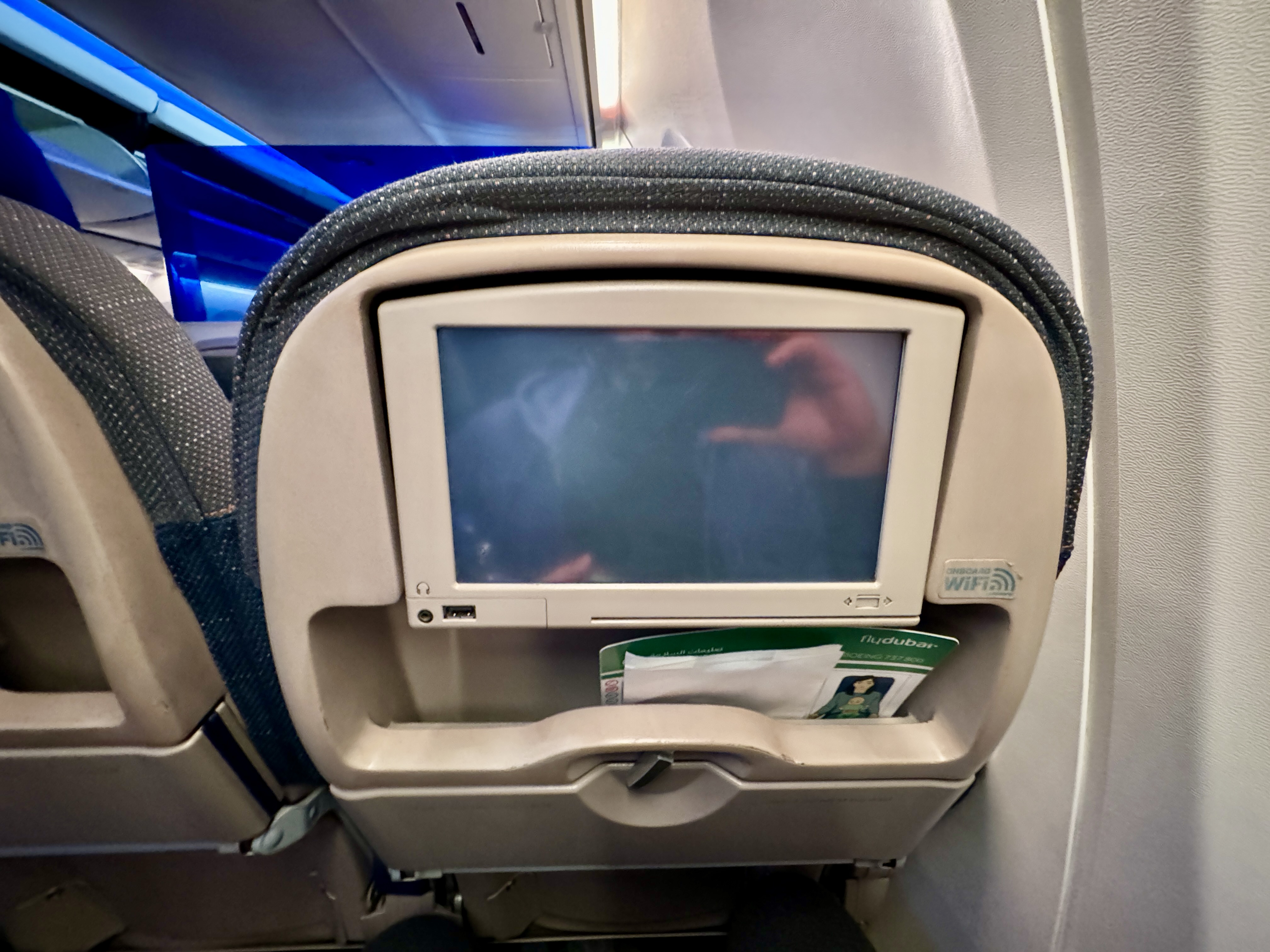 flydubai 737 800 economy IFE screen flydubai 737 800 economy IFE screen