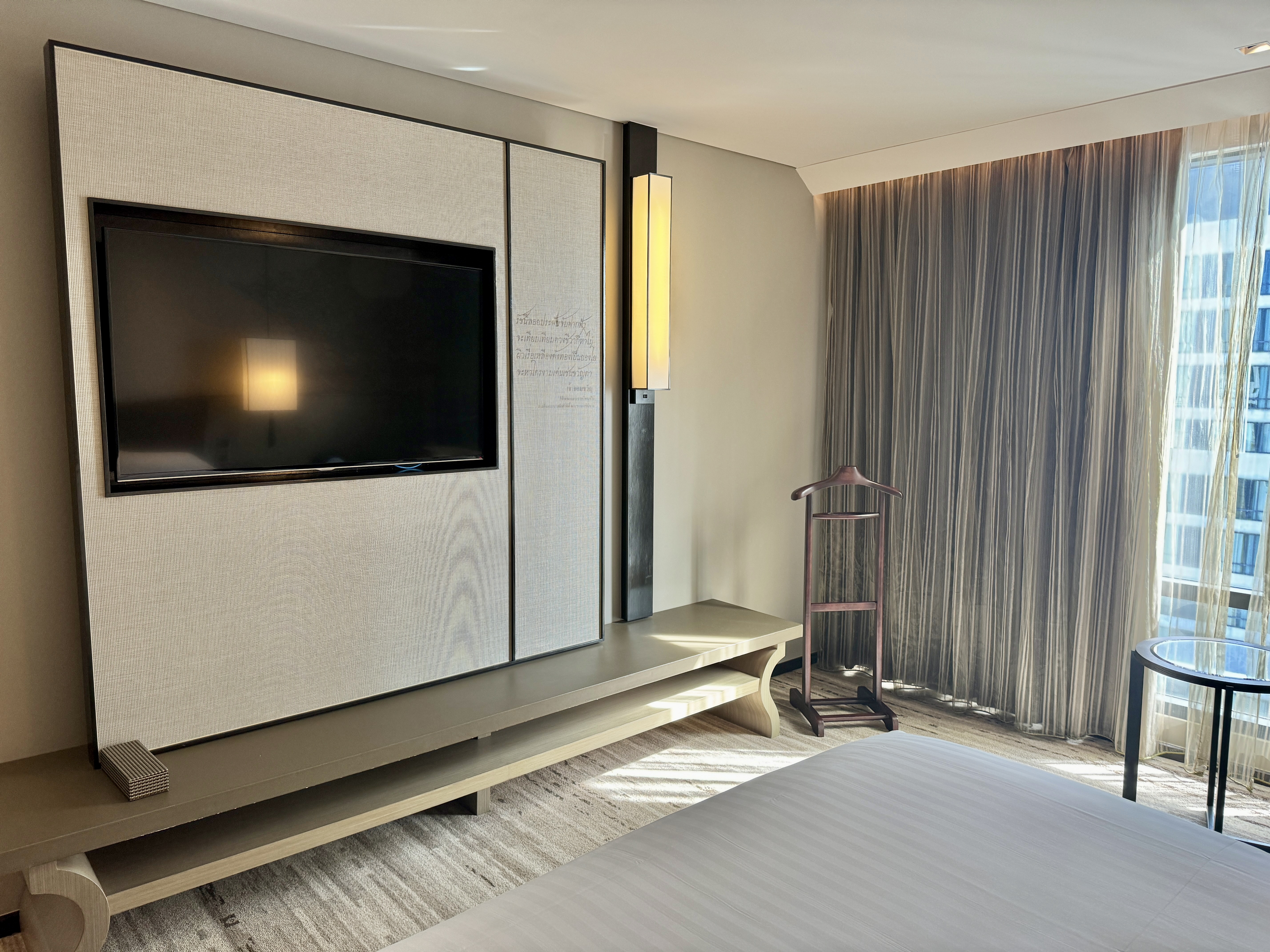 Bangkok Marriott Marquis Bedroom TV Bangkok Marriott Marquis Bedroom TV