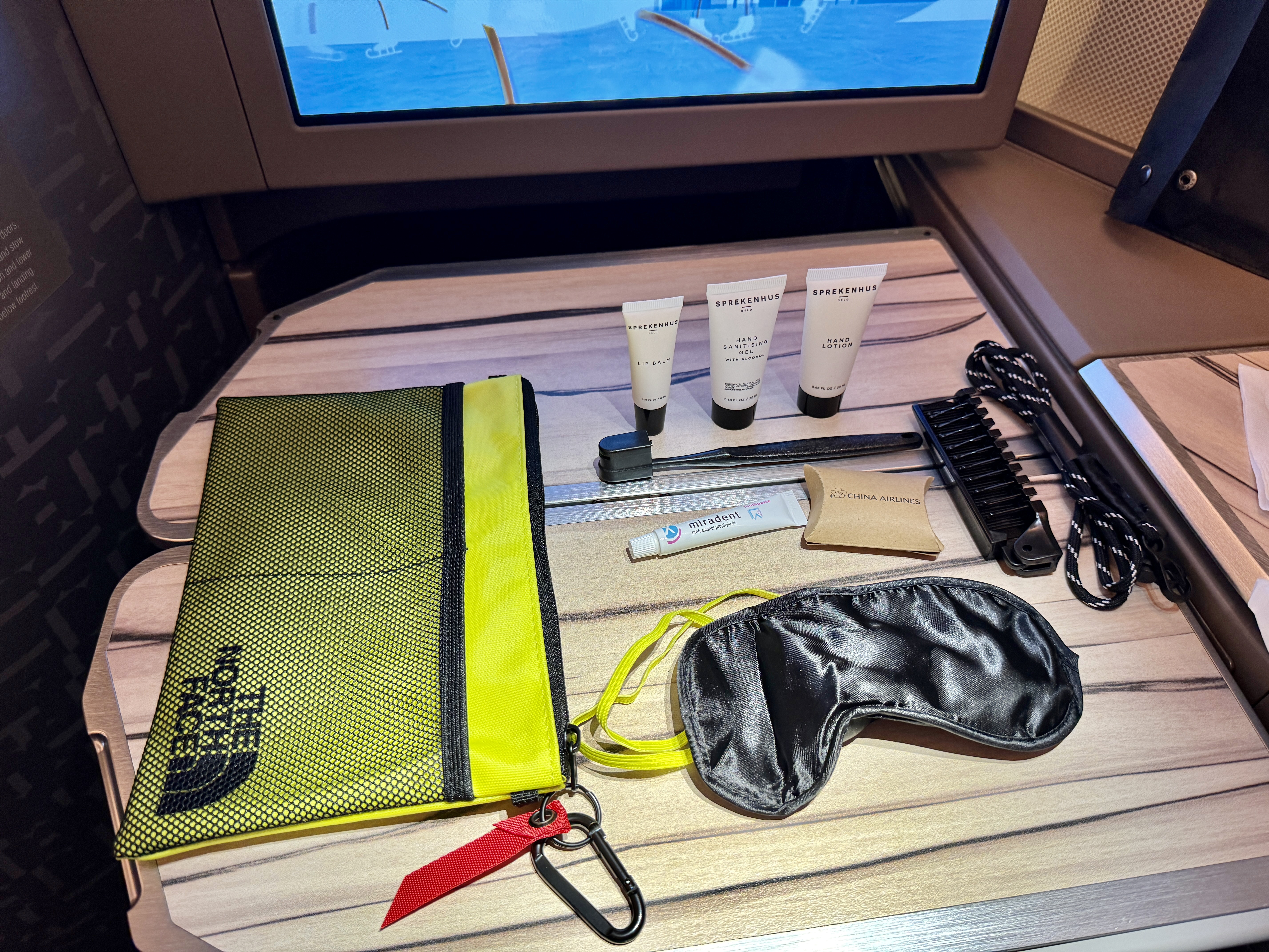 China Airlines A350 Business Class Amenity Kit Contents China Airlines A350 Business Class Amenity Kit Contents