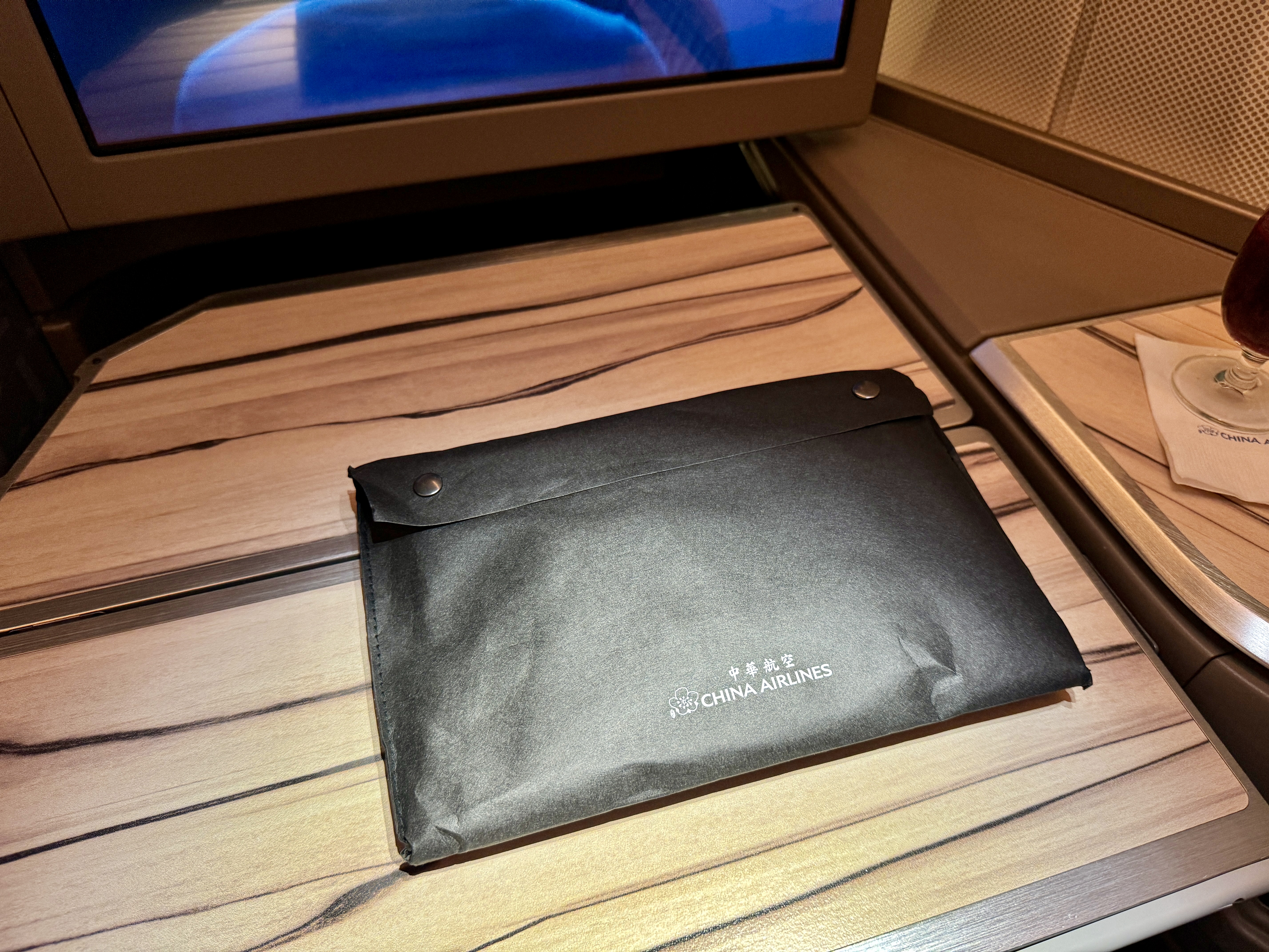 China Airlines A350 Business Class Amenity Kit Pouch China Airlines A350 Business Class Amenity Kit Pouch