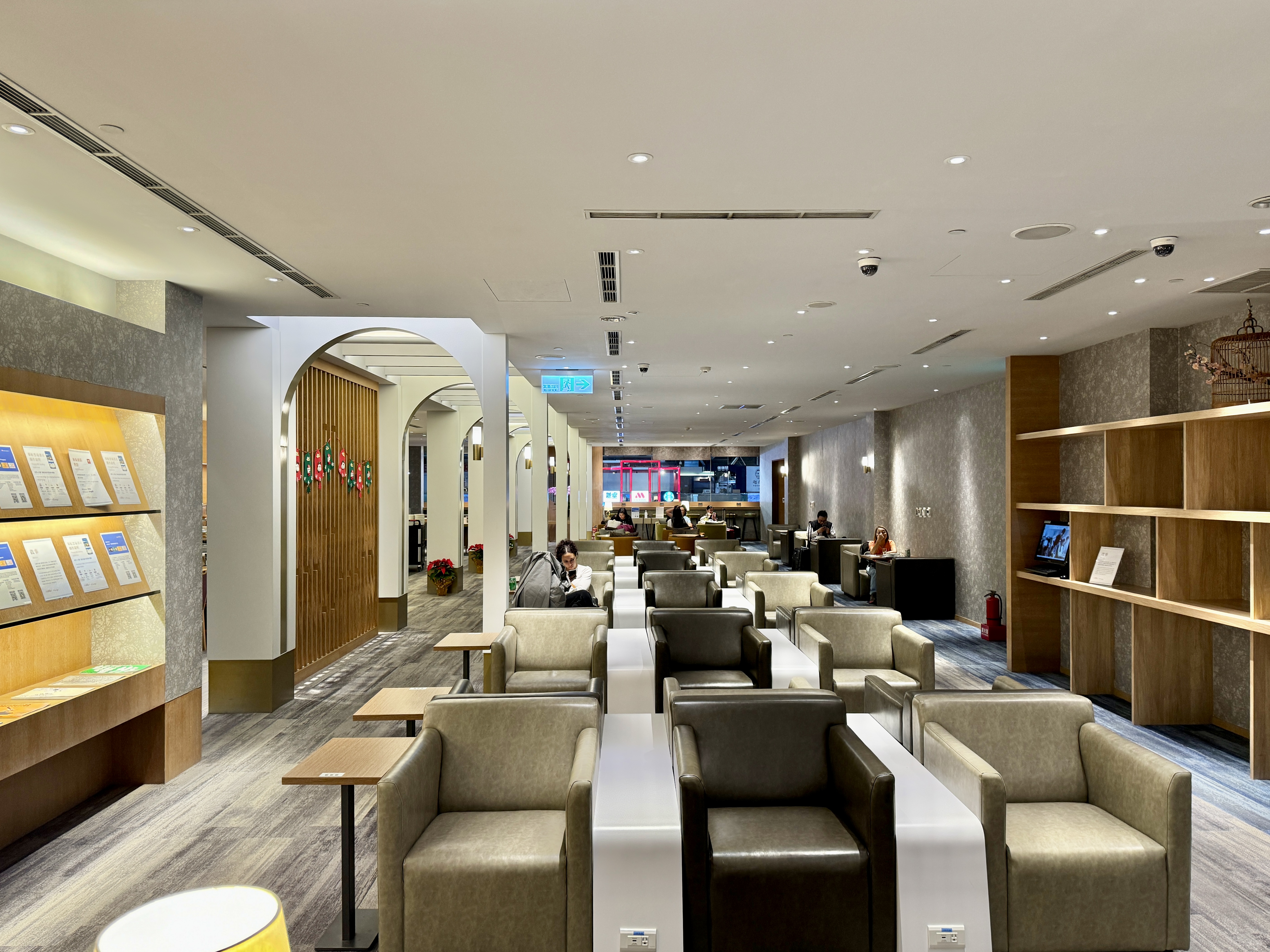 China Airlines A350 Business Class China Airlines Lounge Main Seating China Airlines A350 Business Class China Airlines Lounge Main Seating