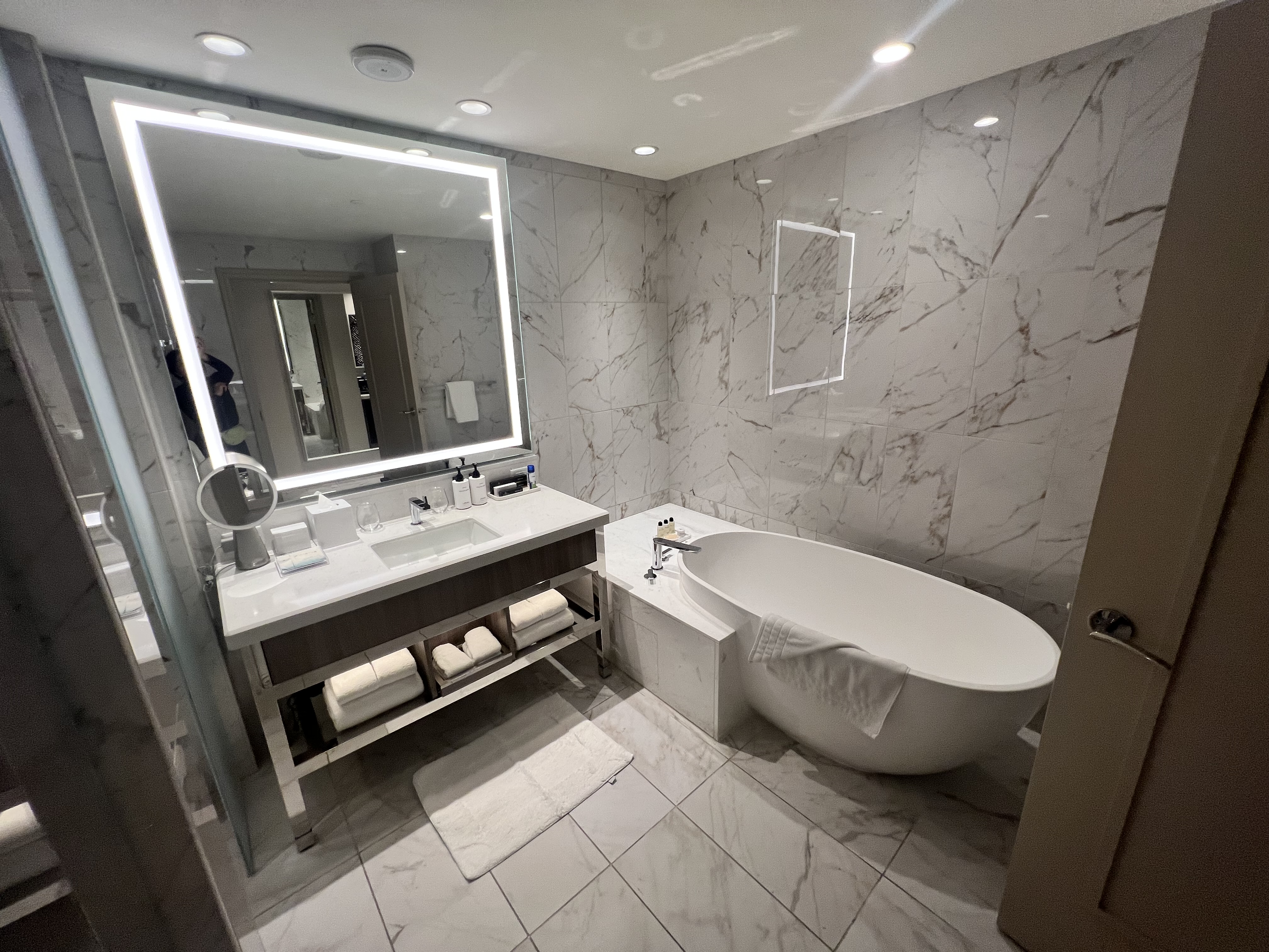 Crockfords Marble Bathroom Crockfords Marble Bathroom