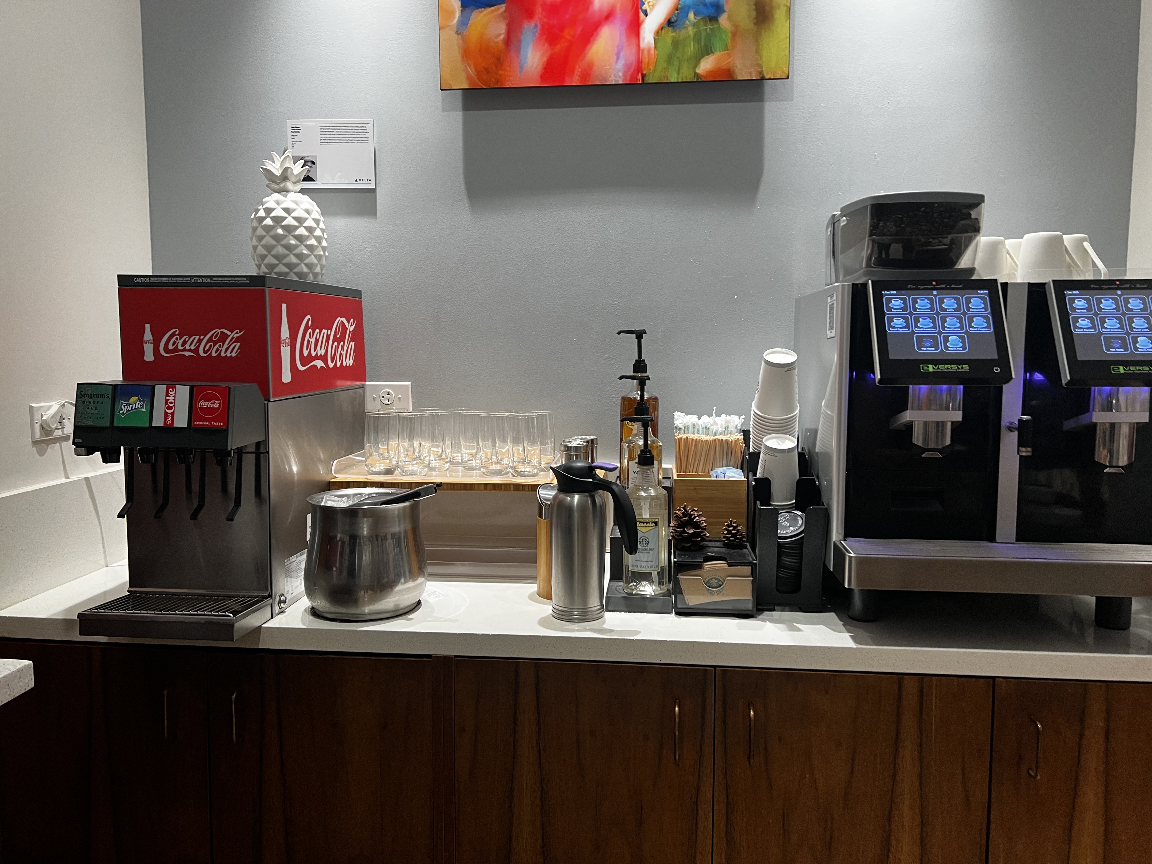 Delta Sky Club HNL Coffee and Soda Delta Sky Club HNL Coffee and Soda