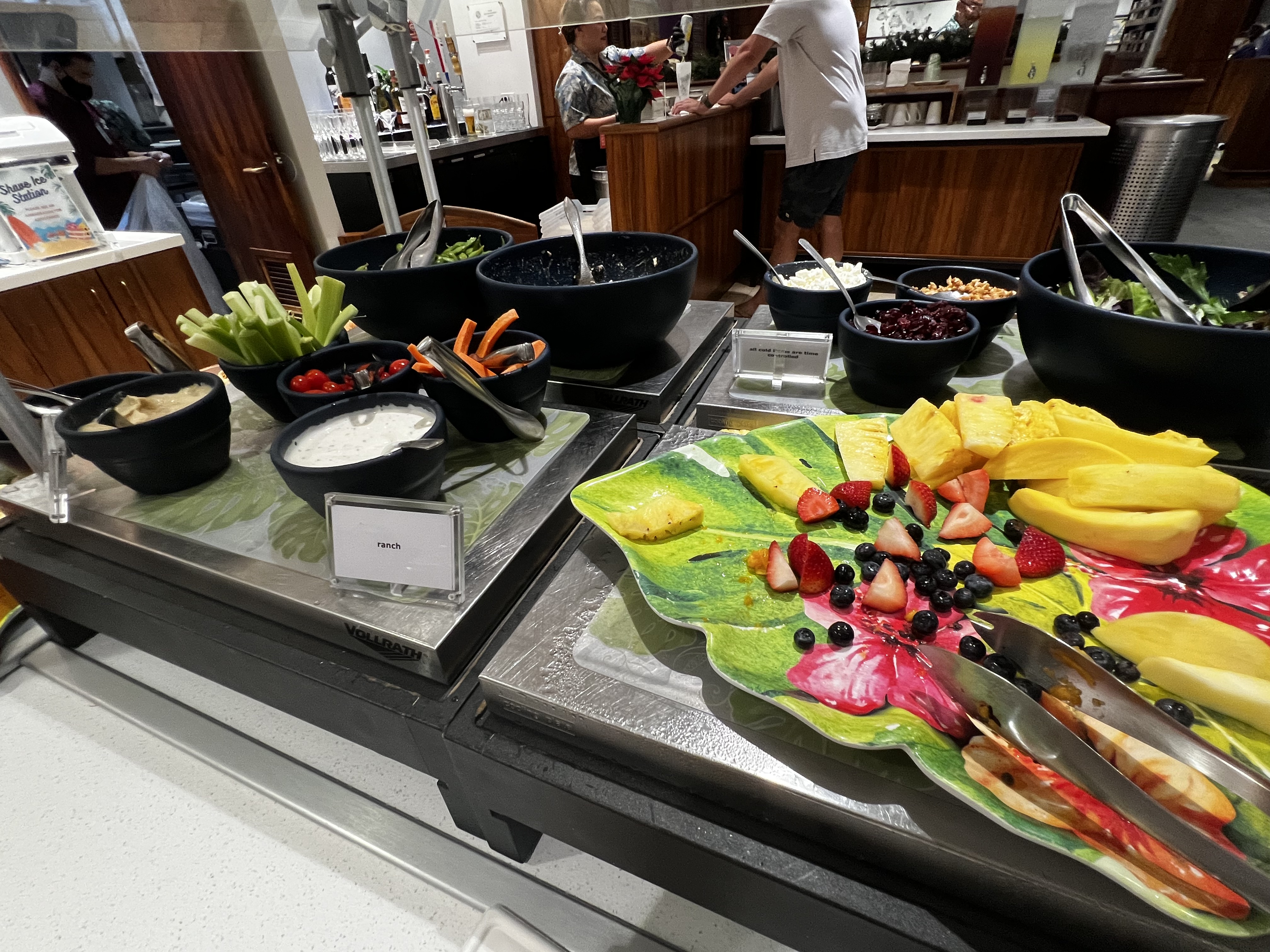 Delta Sky Club HNL Fresh Fruit Delta Sky Club HNL Fresh Fruit