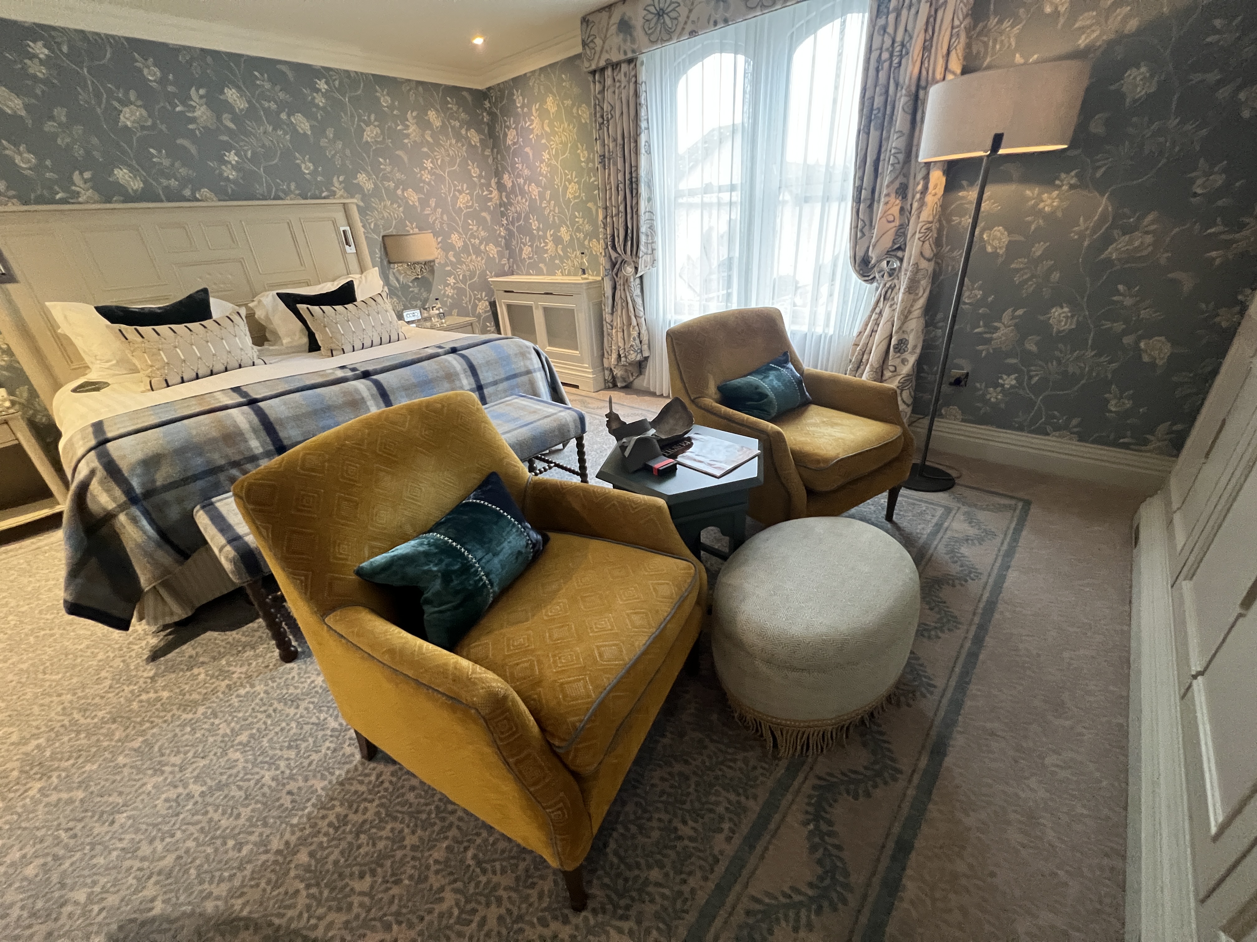 Dromoland Deluxe Stateroom seating Dromoland Deluxe Stateroom seating