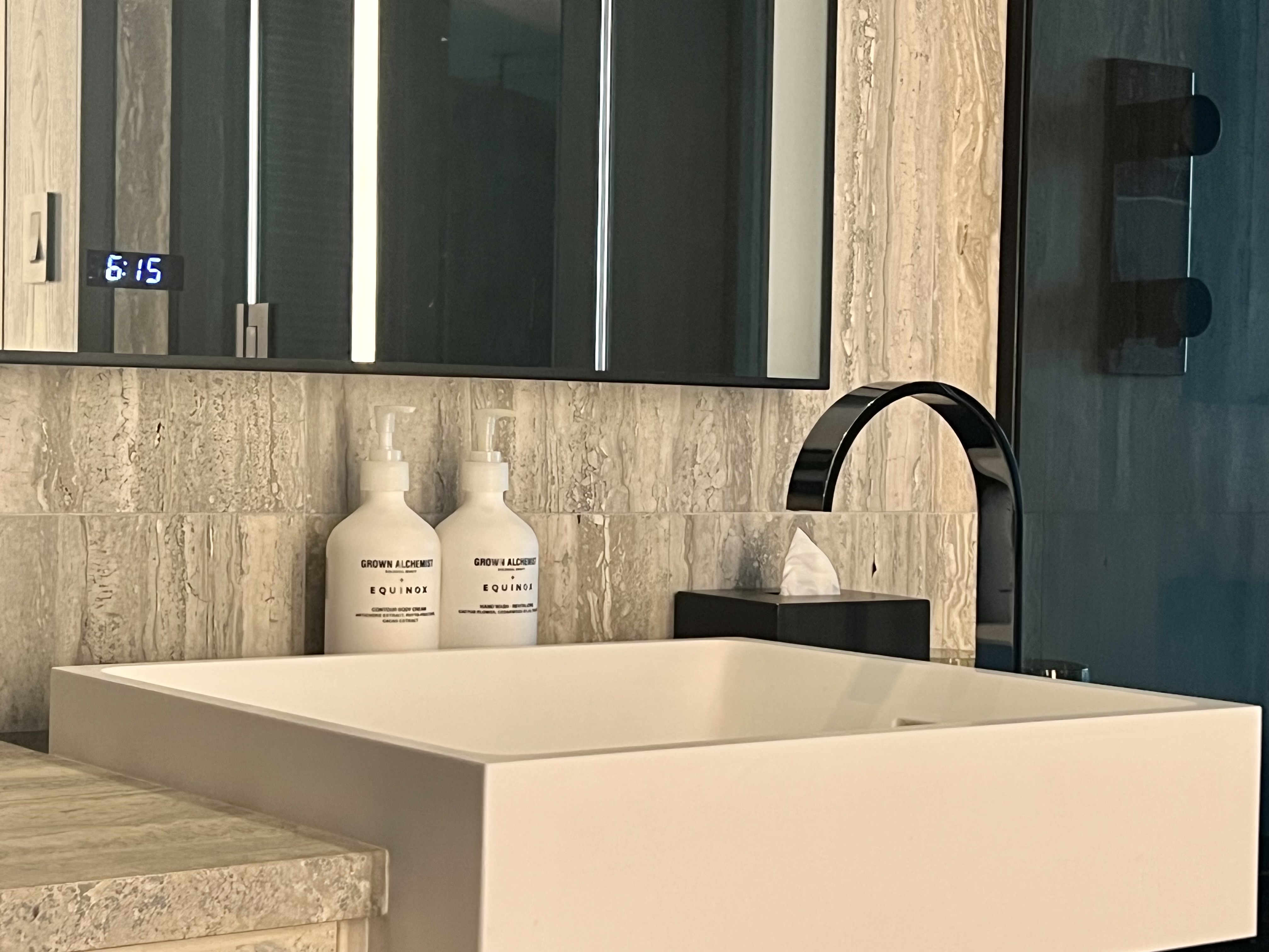 Equinox Hotel NYC Premier King sink