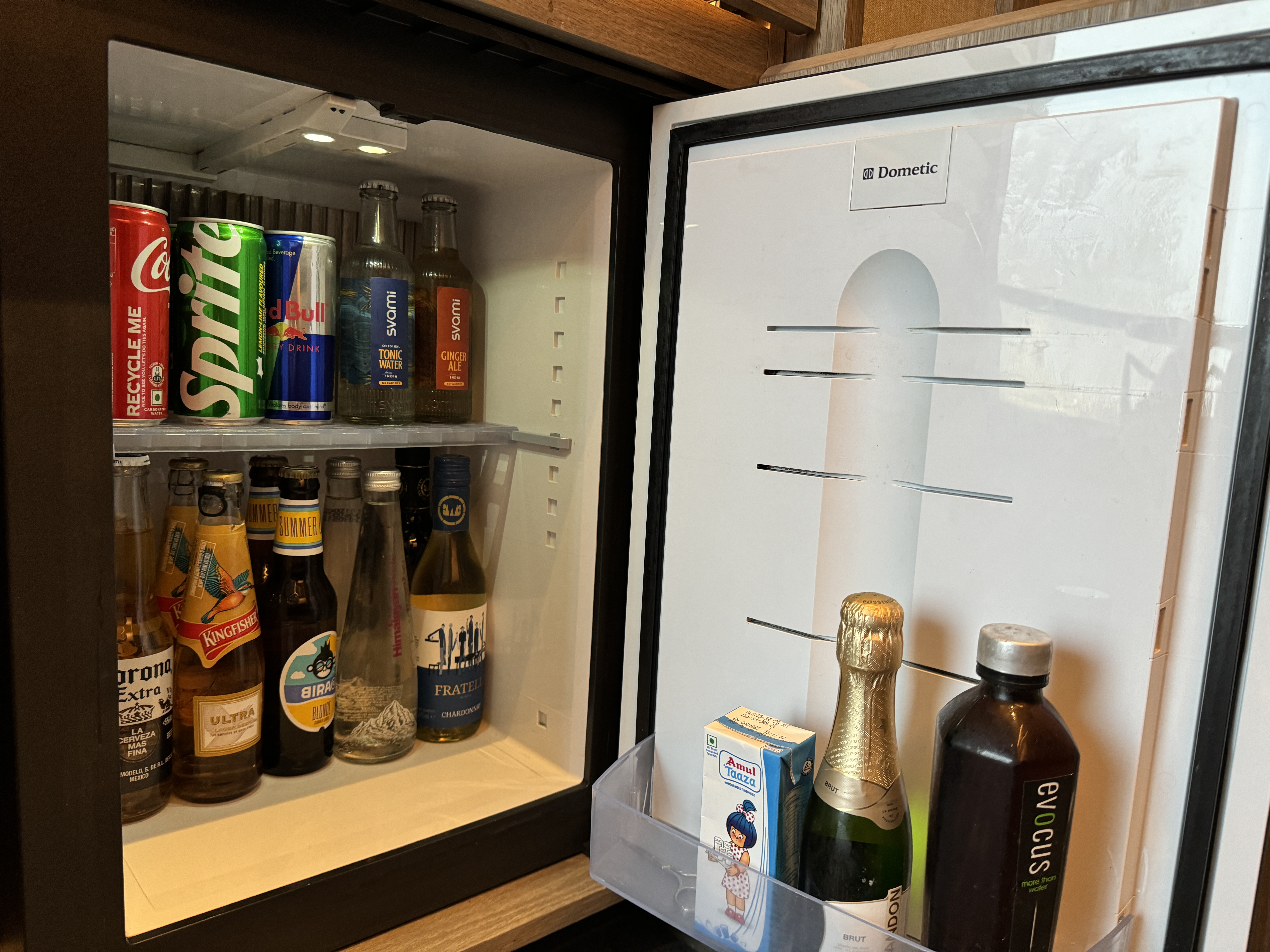 Four Seasons Mumbai Minifridge