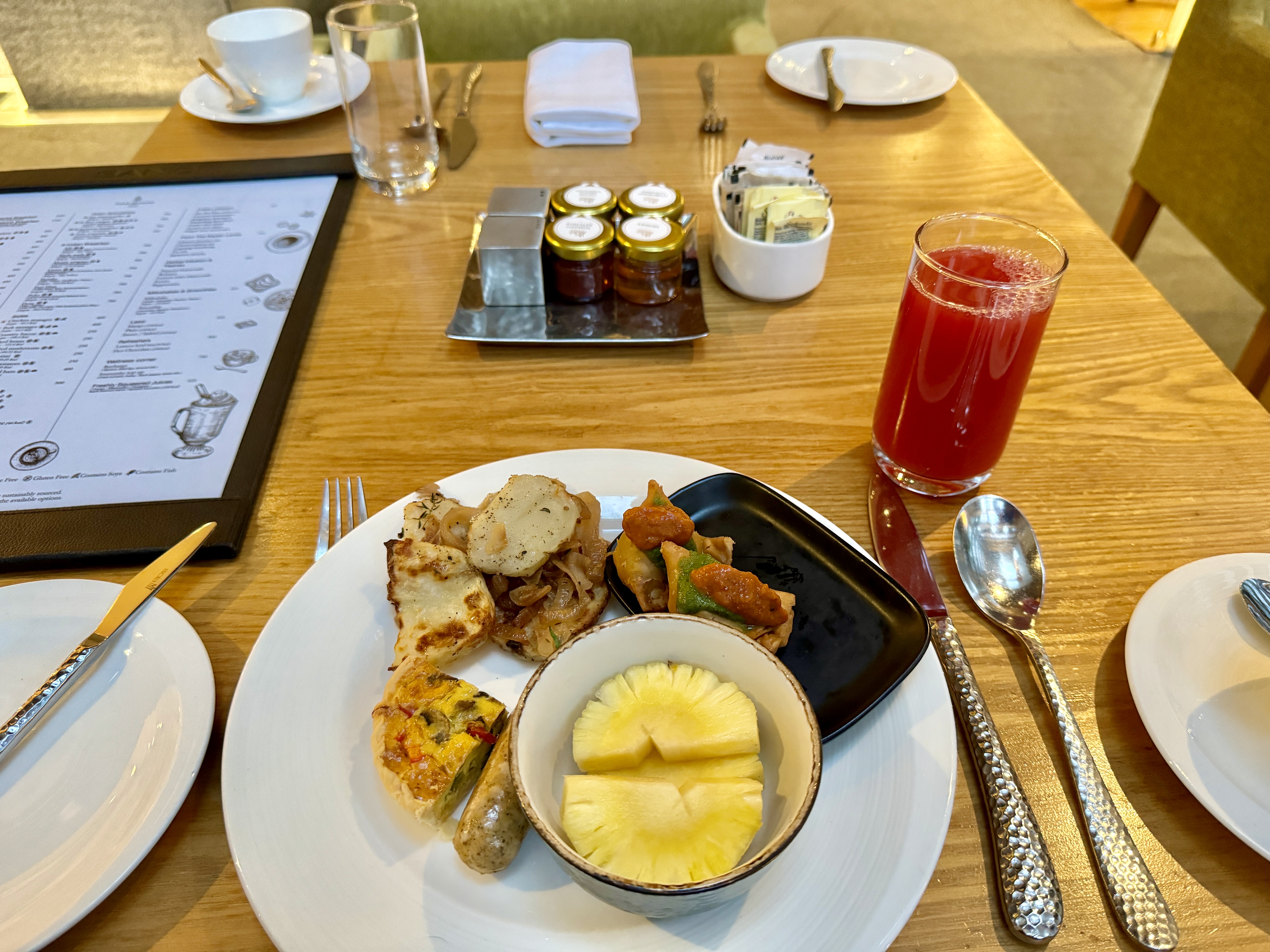 Four Seasons Mumbai San Qi Breakfast plate