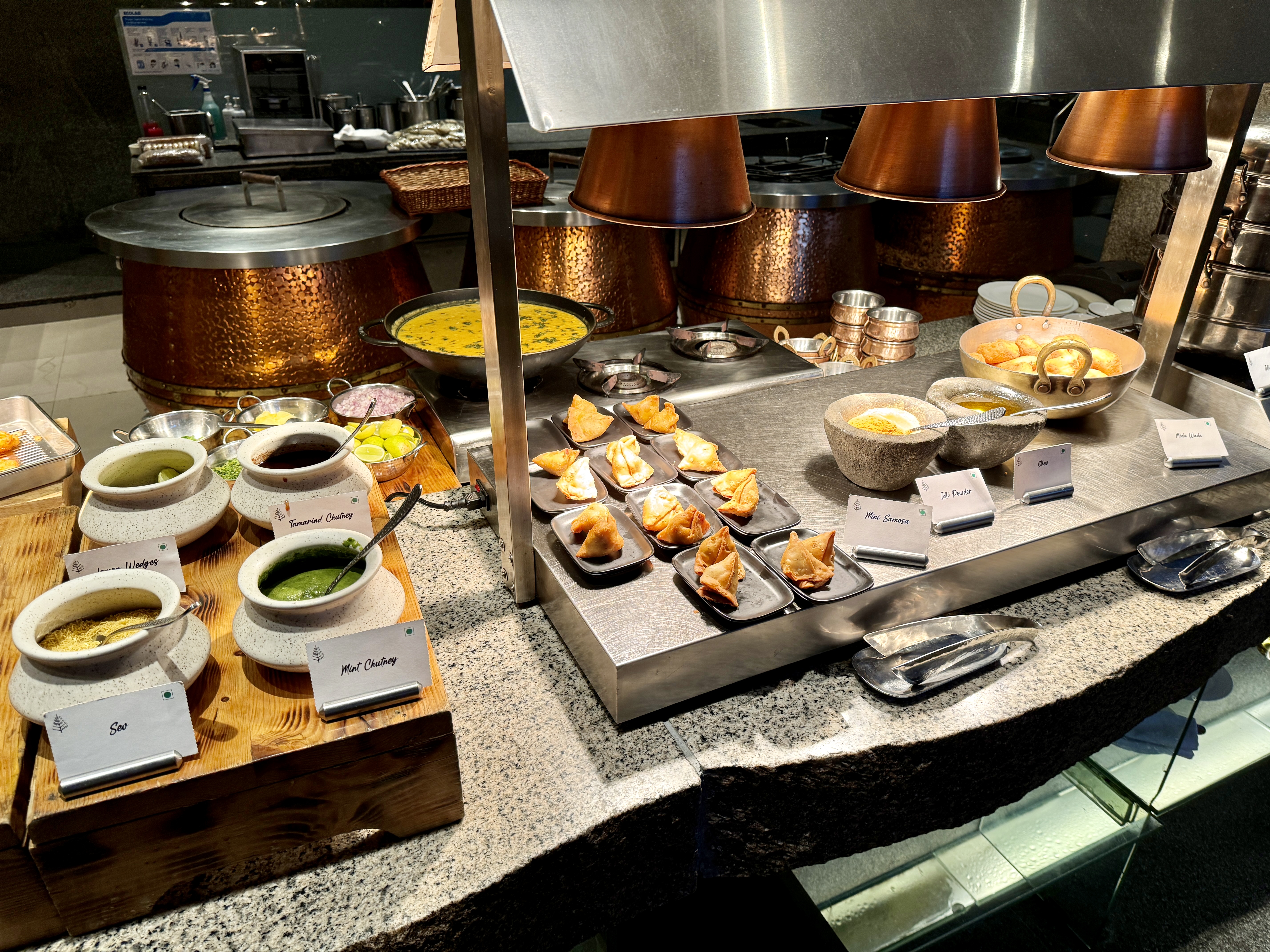 Four Seasons Mumbai San Qi Indian Options
