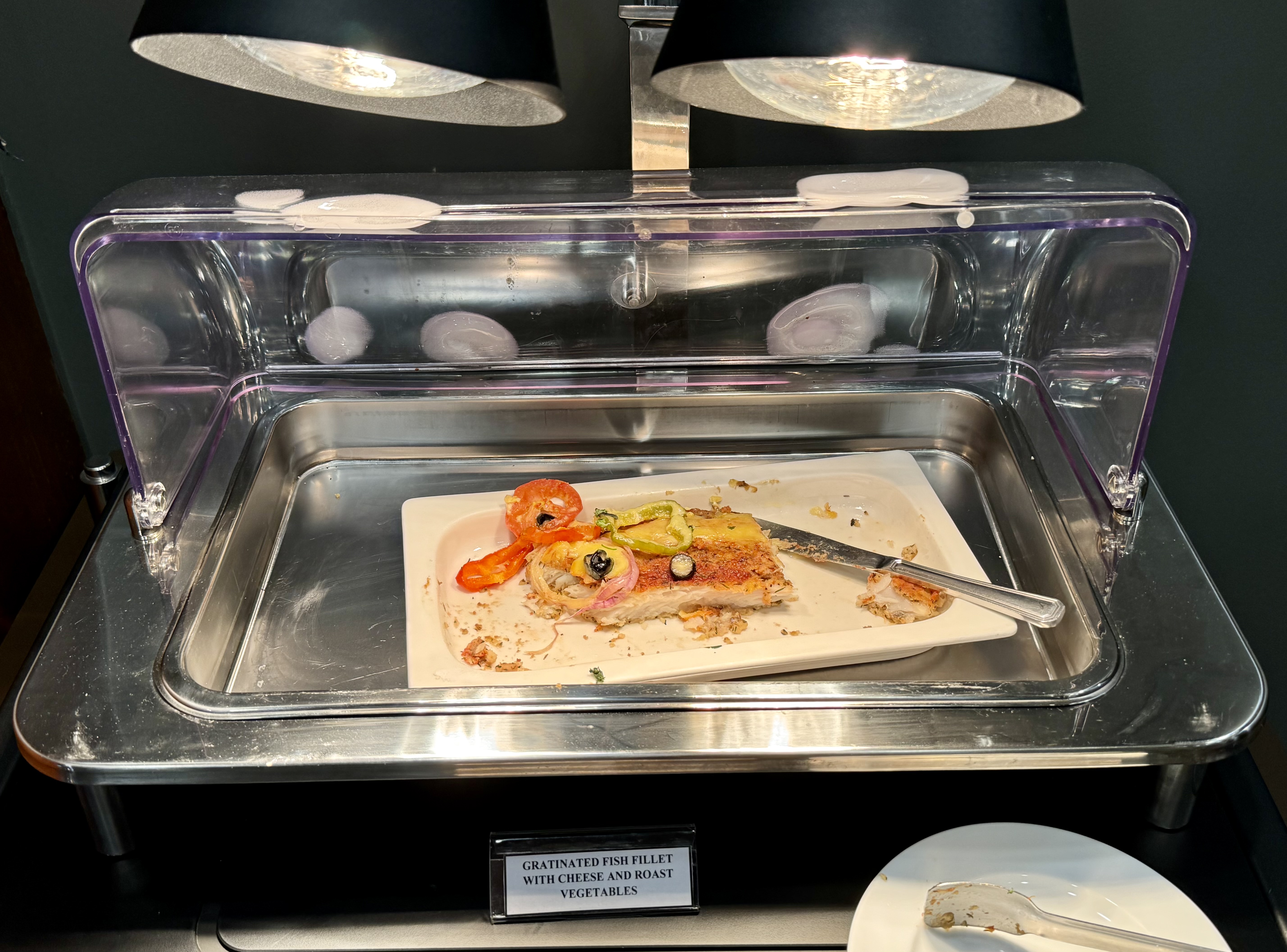 Gulf Air A321neo business class CMB Araliya Lounge FnB hot food 