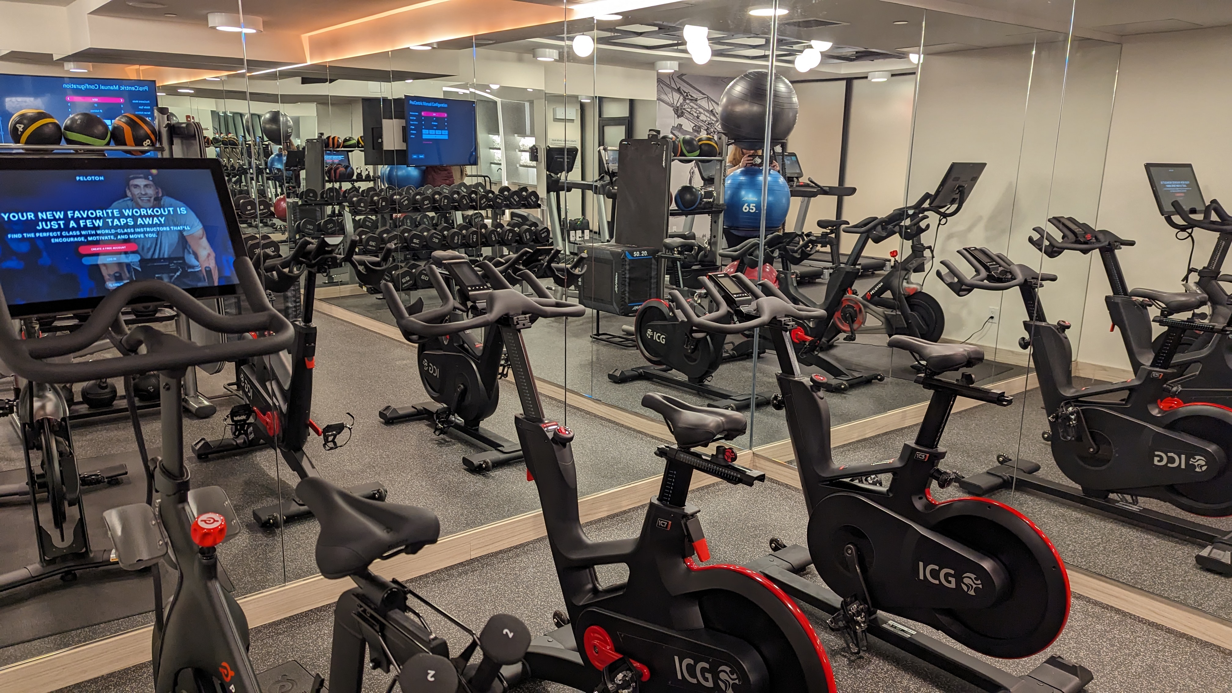 Motto by Hilton New York City Times Square amenities fitness center Pelotons
