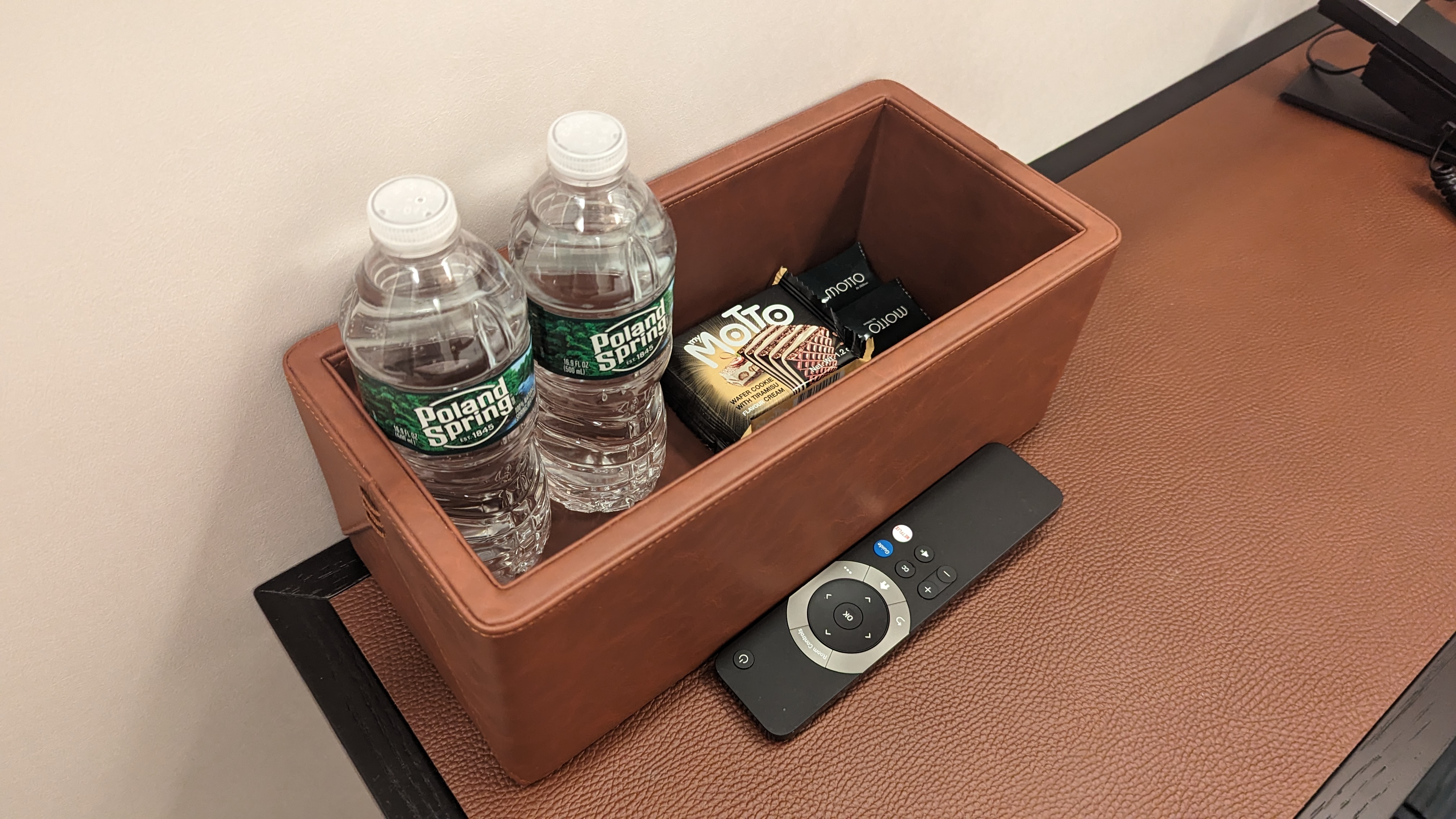 Motto by Hilton New York City Times Square guestroom drinks and snacks