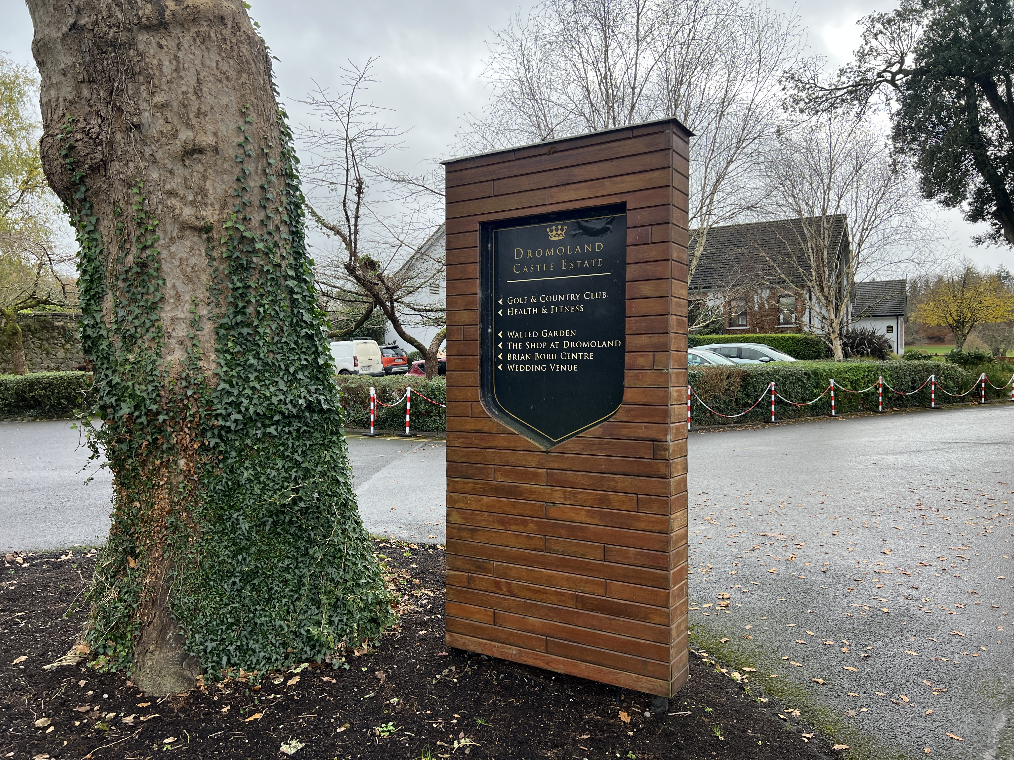Dromoland Castle Amenities Sign Dromoland Castle Amenities Sign
