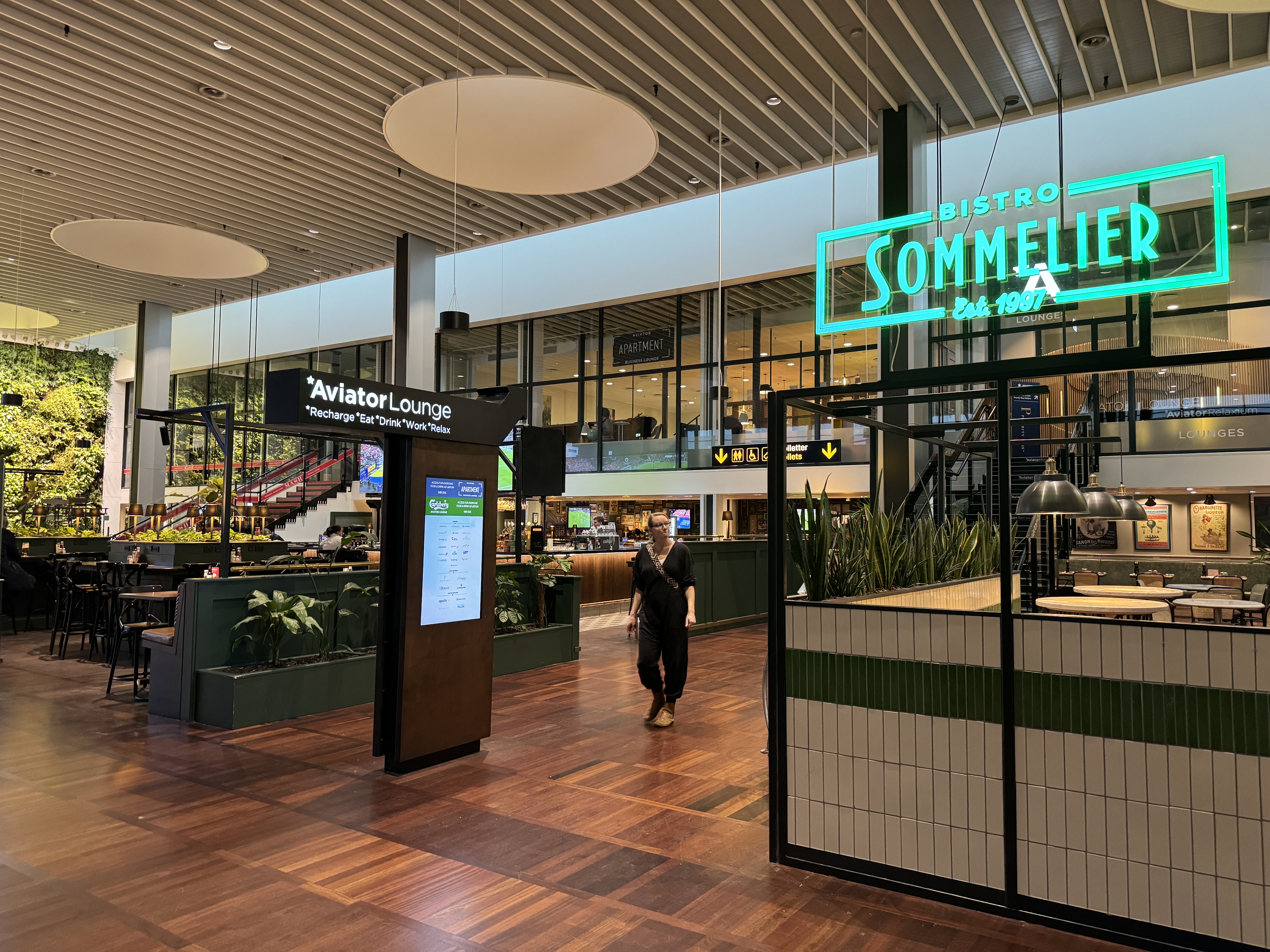 Carlsberg Aviator Lounge CPH entrance signage