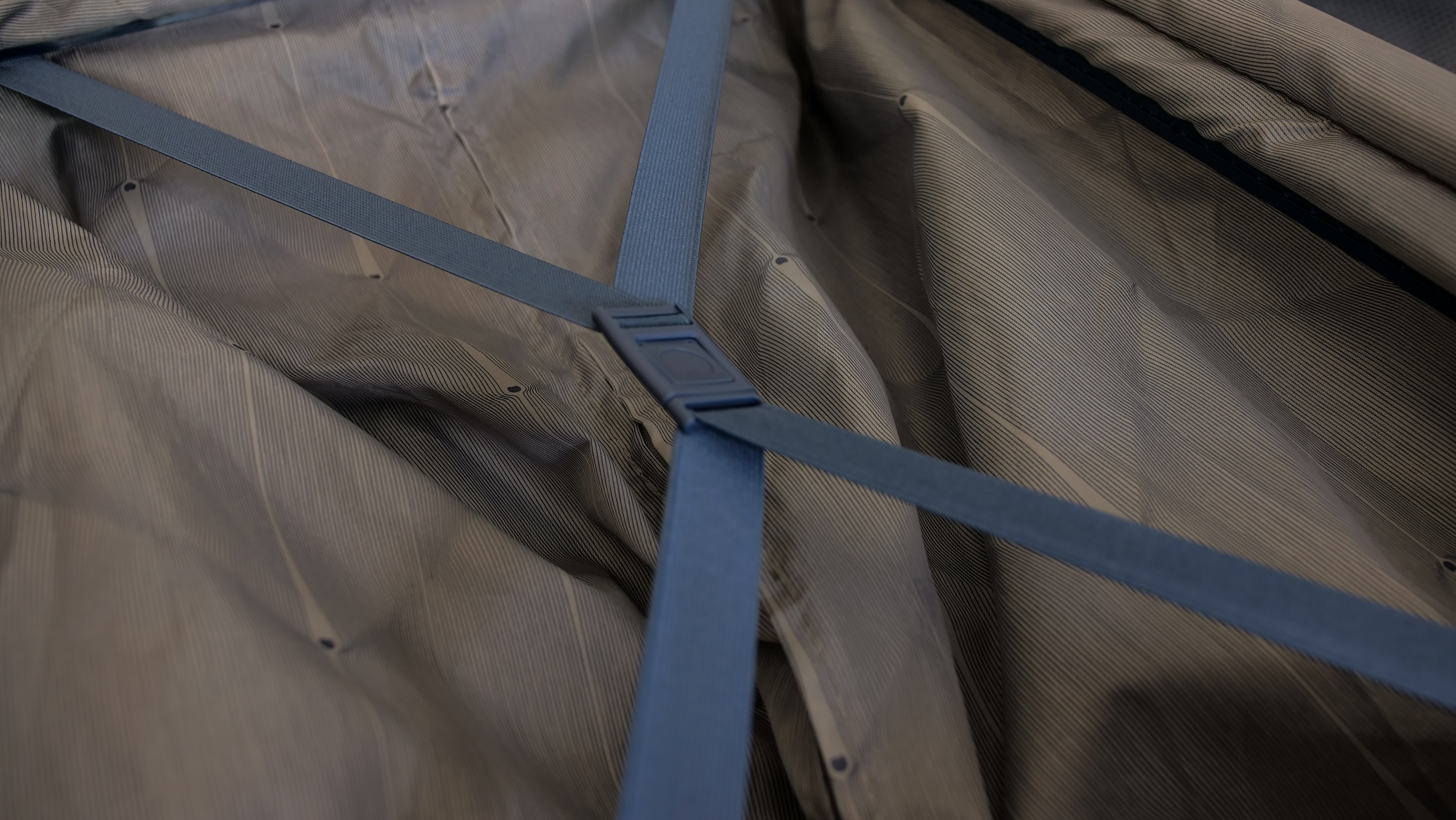 Delsey Comete 3.0 Spinner Interior Lining Delsey Comete 3.0 Spinner Interior Lining