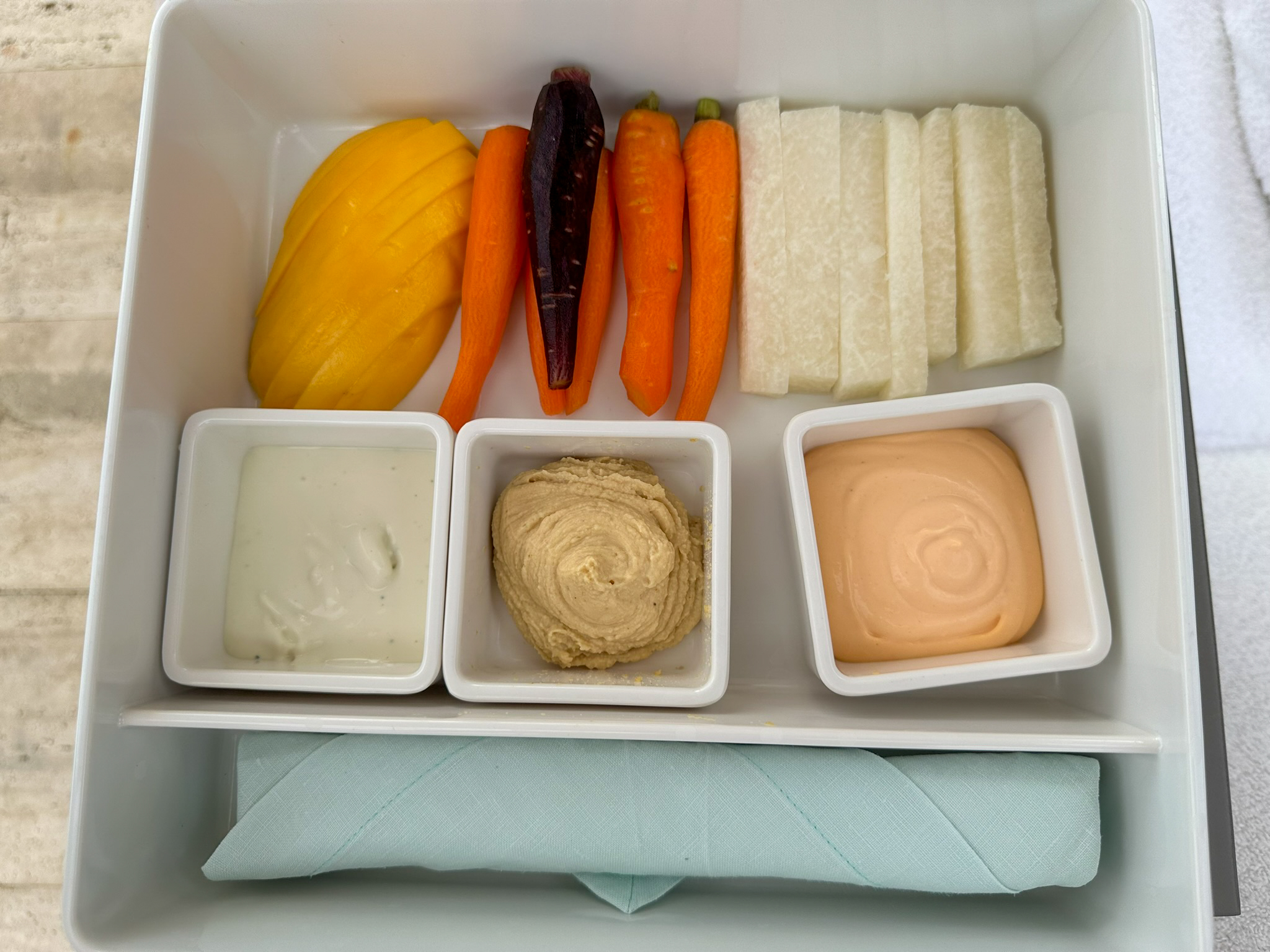 Four Seaasons Tamarindo Pool and Beach Club crudites Four Seaasons Tamarindo Pool and Beach Club crudites
