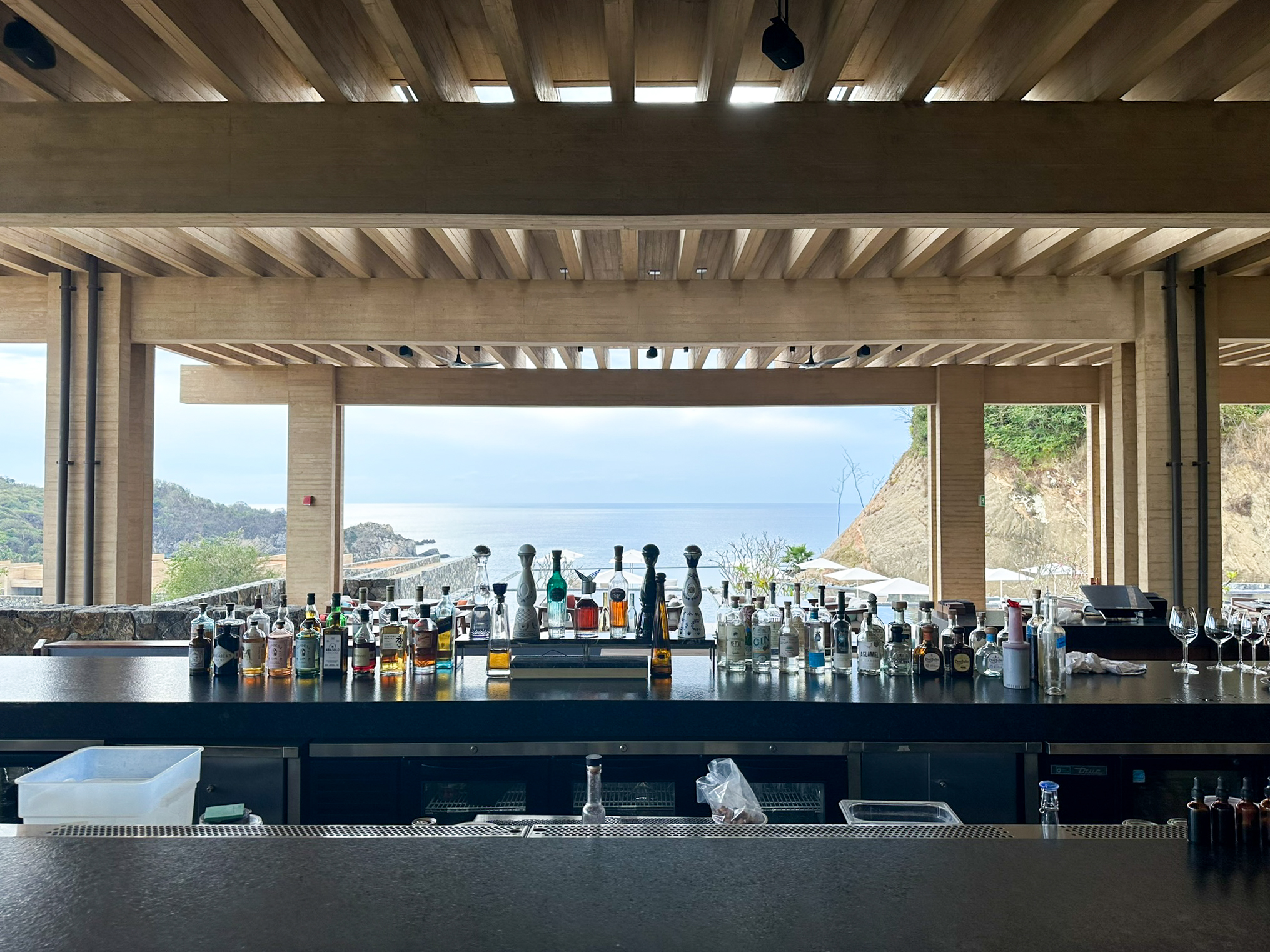 Four Seasons Tamarindo Coyul bar Four Seasons Tamarindo Coyul bar