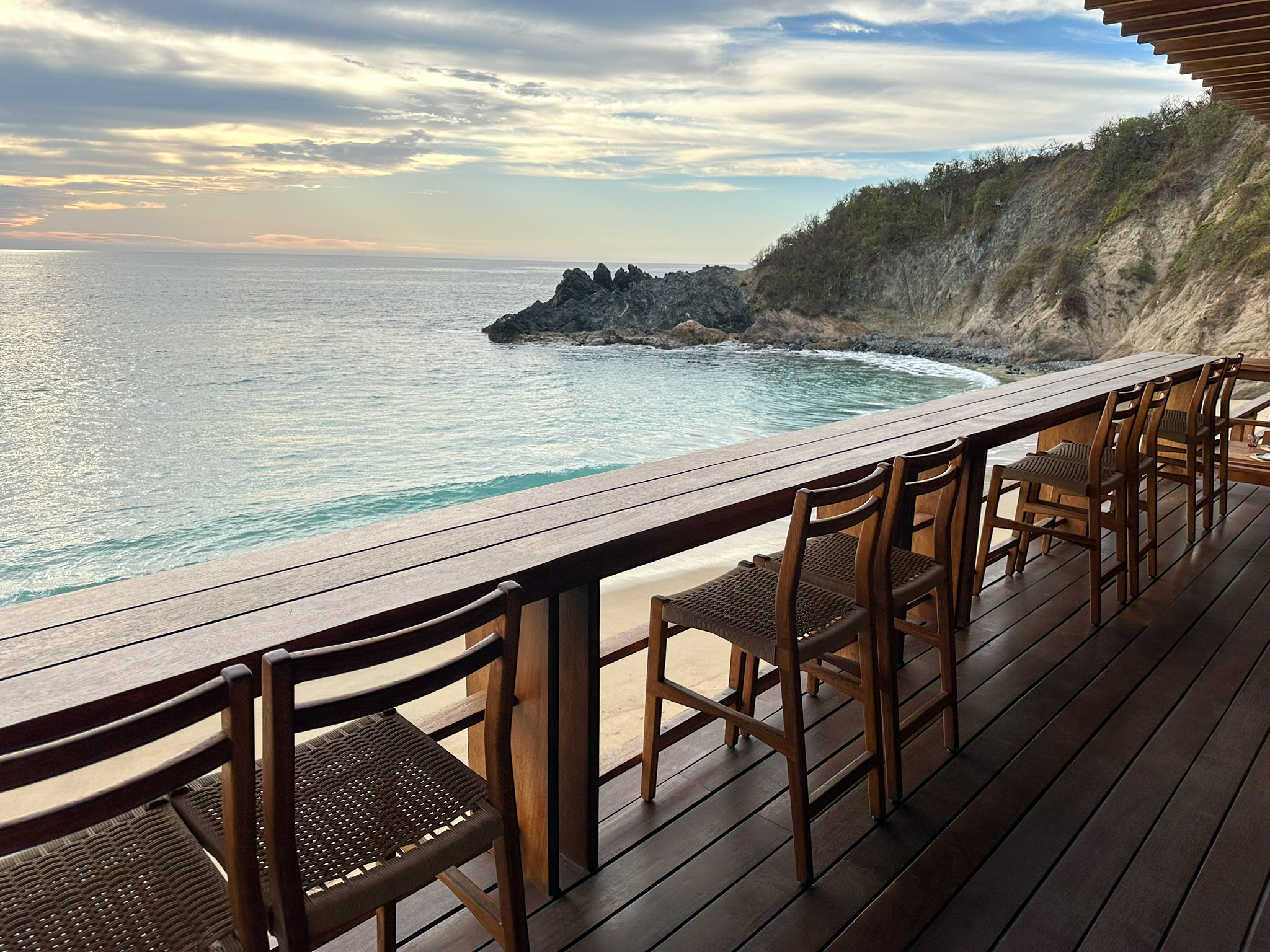 Four Seasons Tamarindo Sal high top seating Four Seasons Tamarindo Sal high top seating