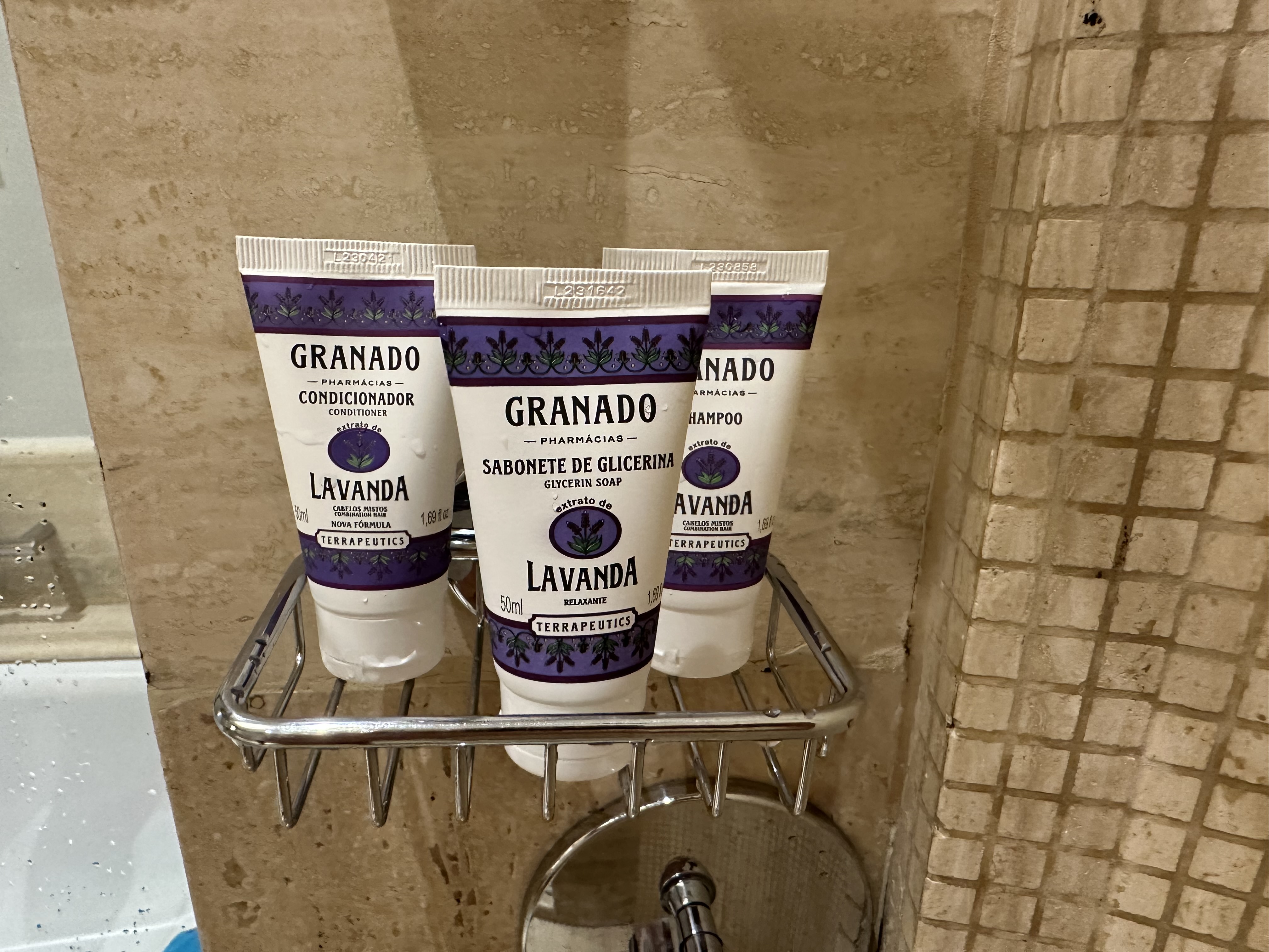 Grand Hyatt Sao Paulo Granado shampoo