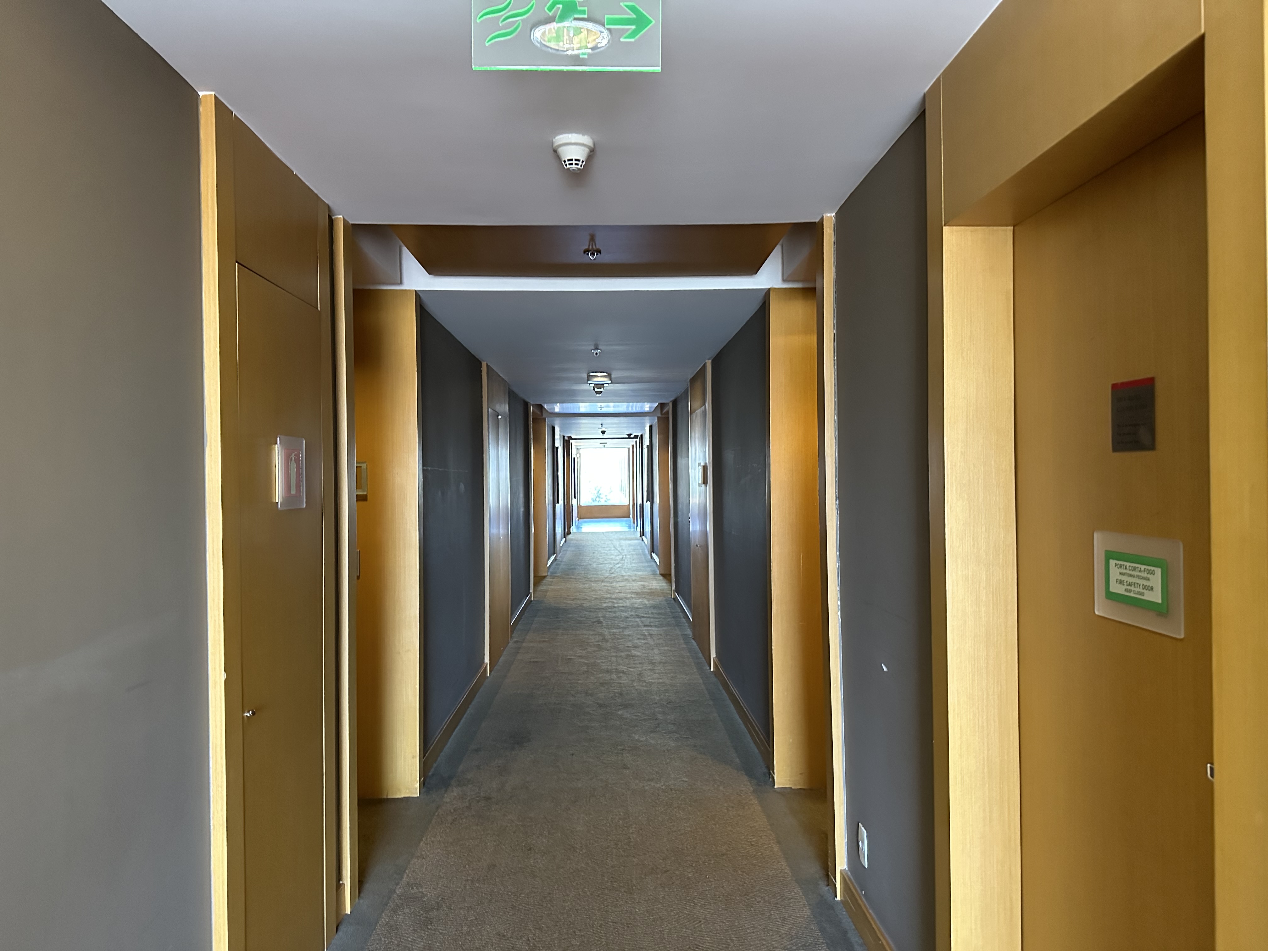 Grand Hyatt Sao Paulo hallway