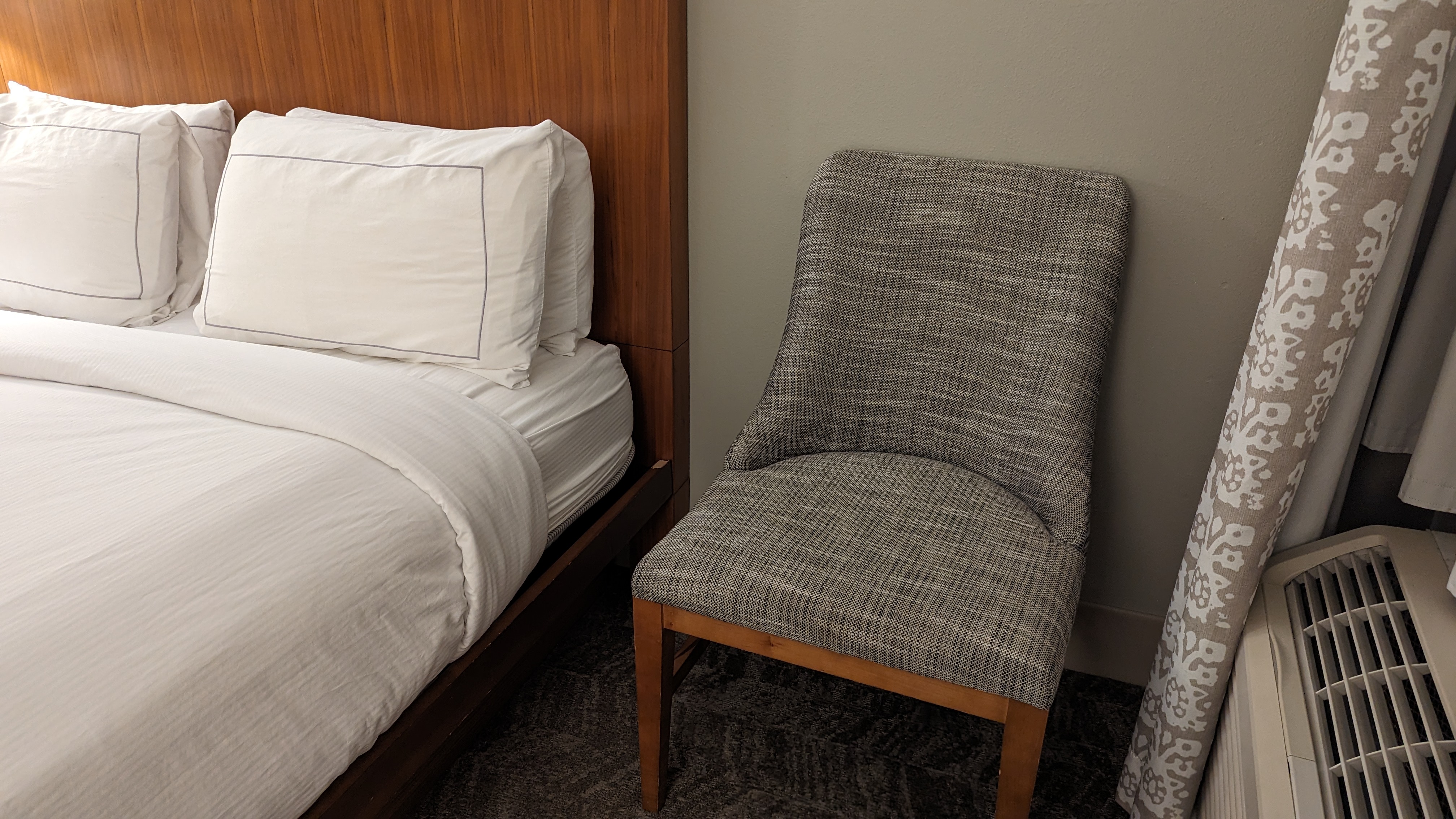 Hilton Pensacola Beach guestroom side chair