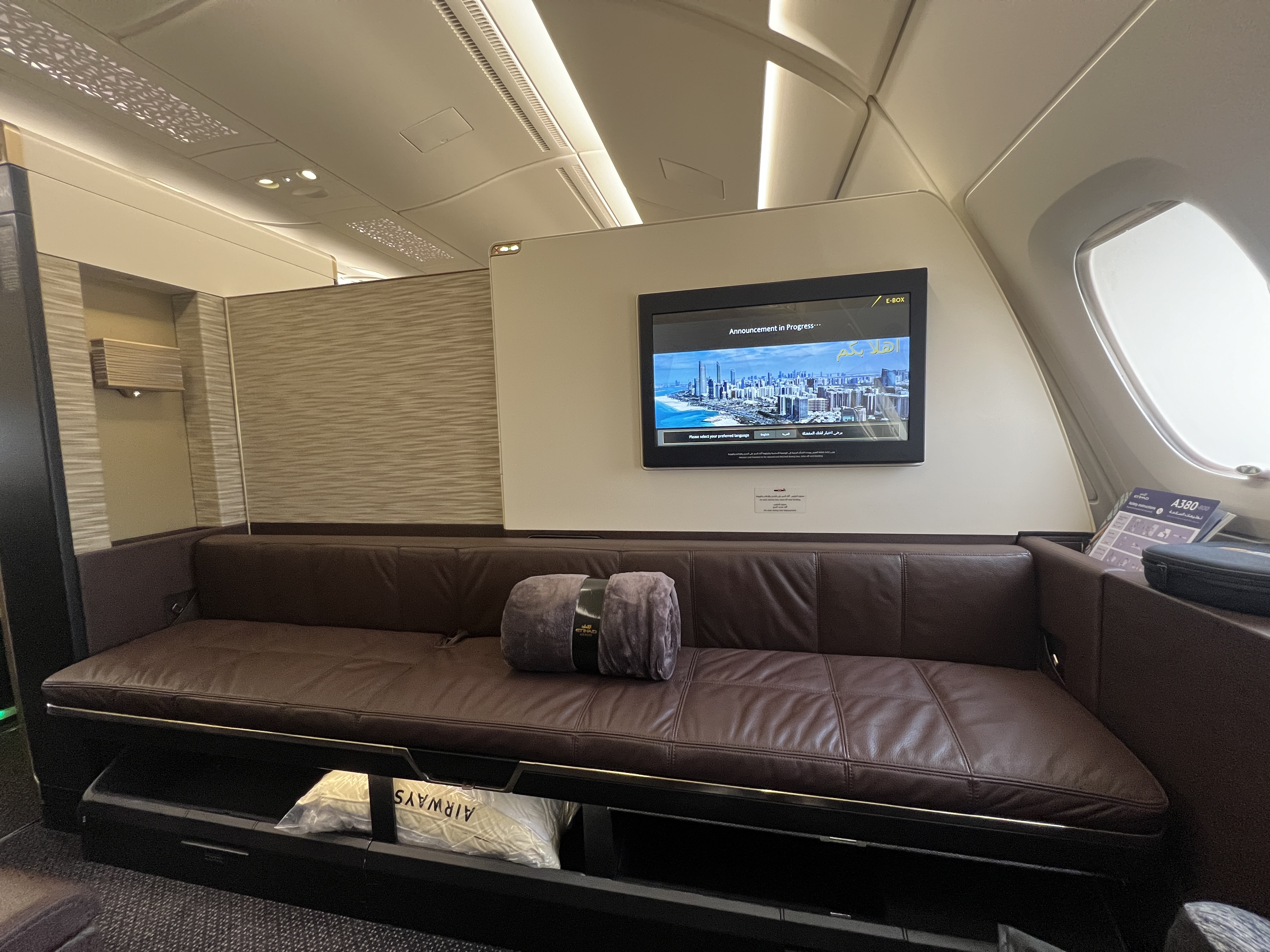 Etihad First Class Apartments Bench/BEd Etihad First Class Apartments Bench/Bed