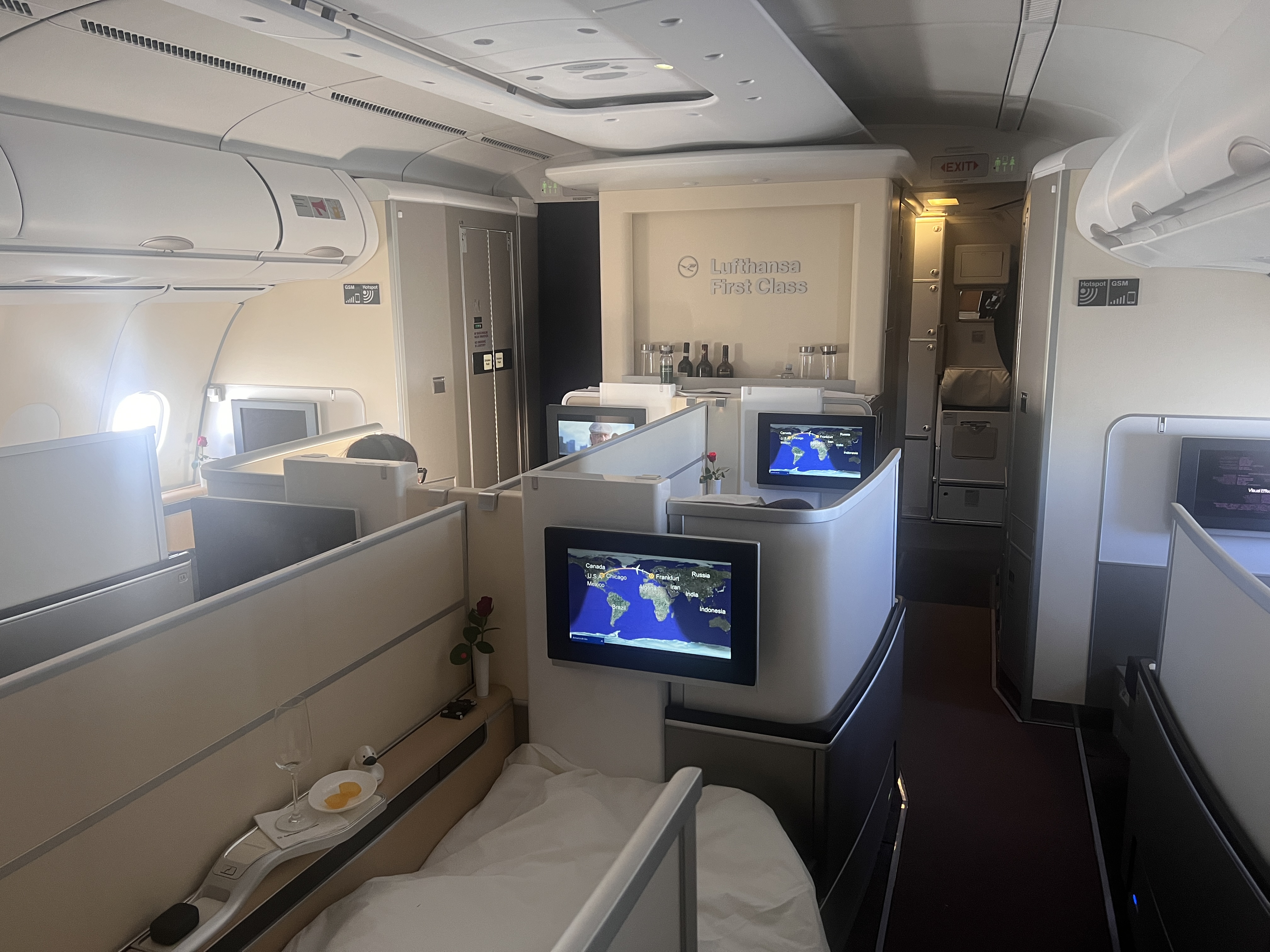 LH F A346 first class cabin