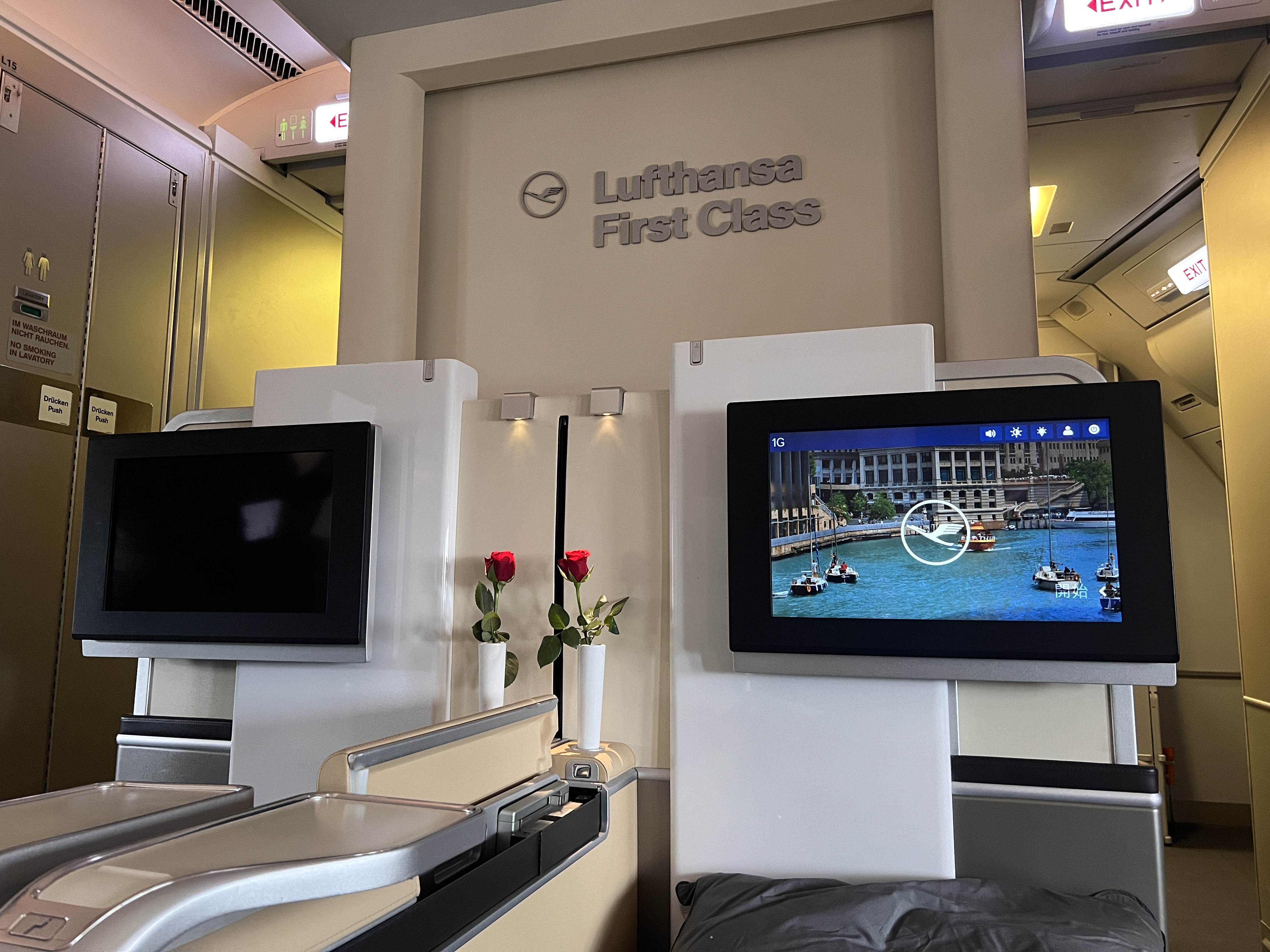 LH F A346 middle seats