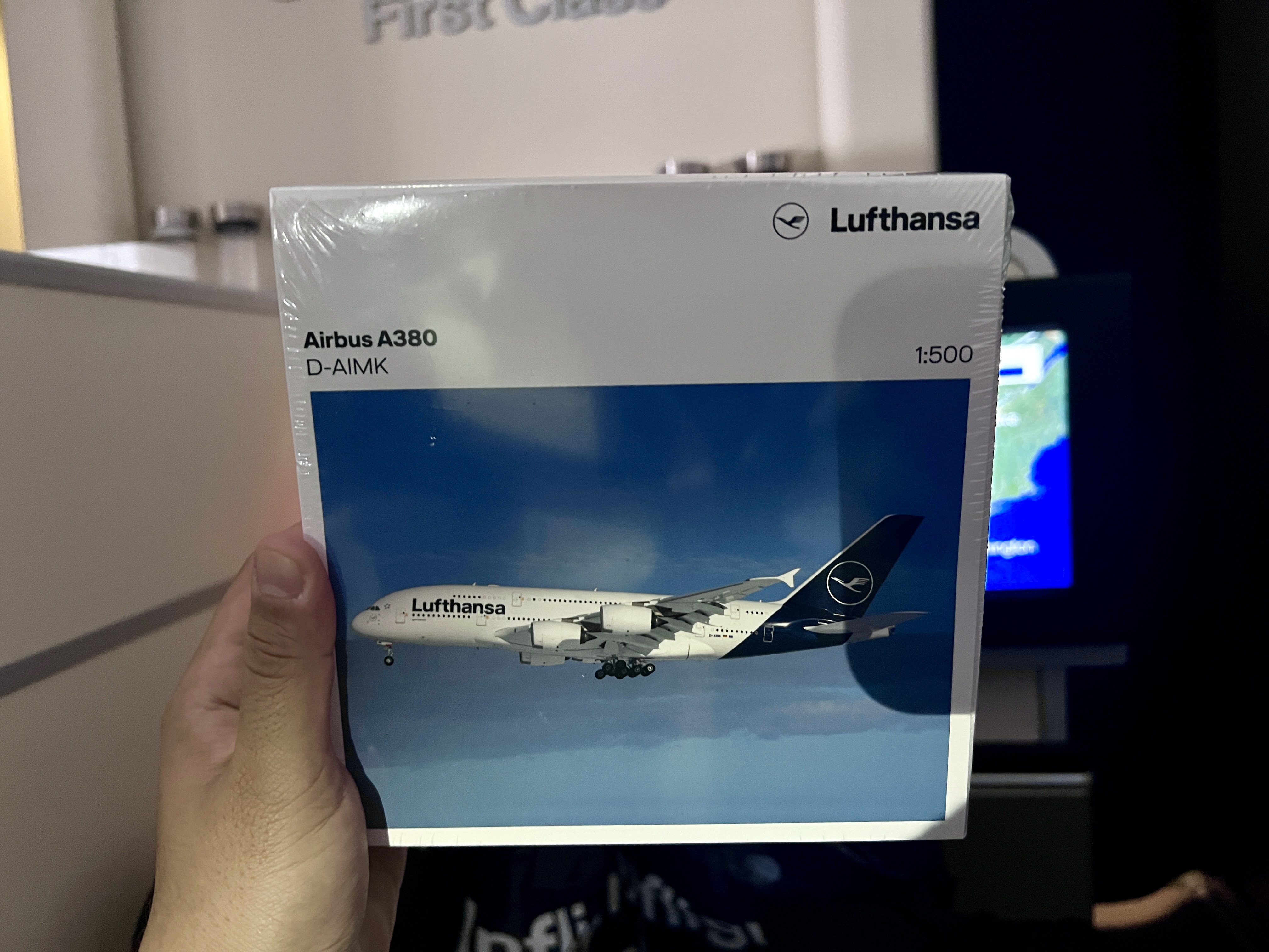 LH F A346 model A380