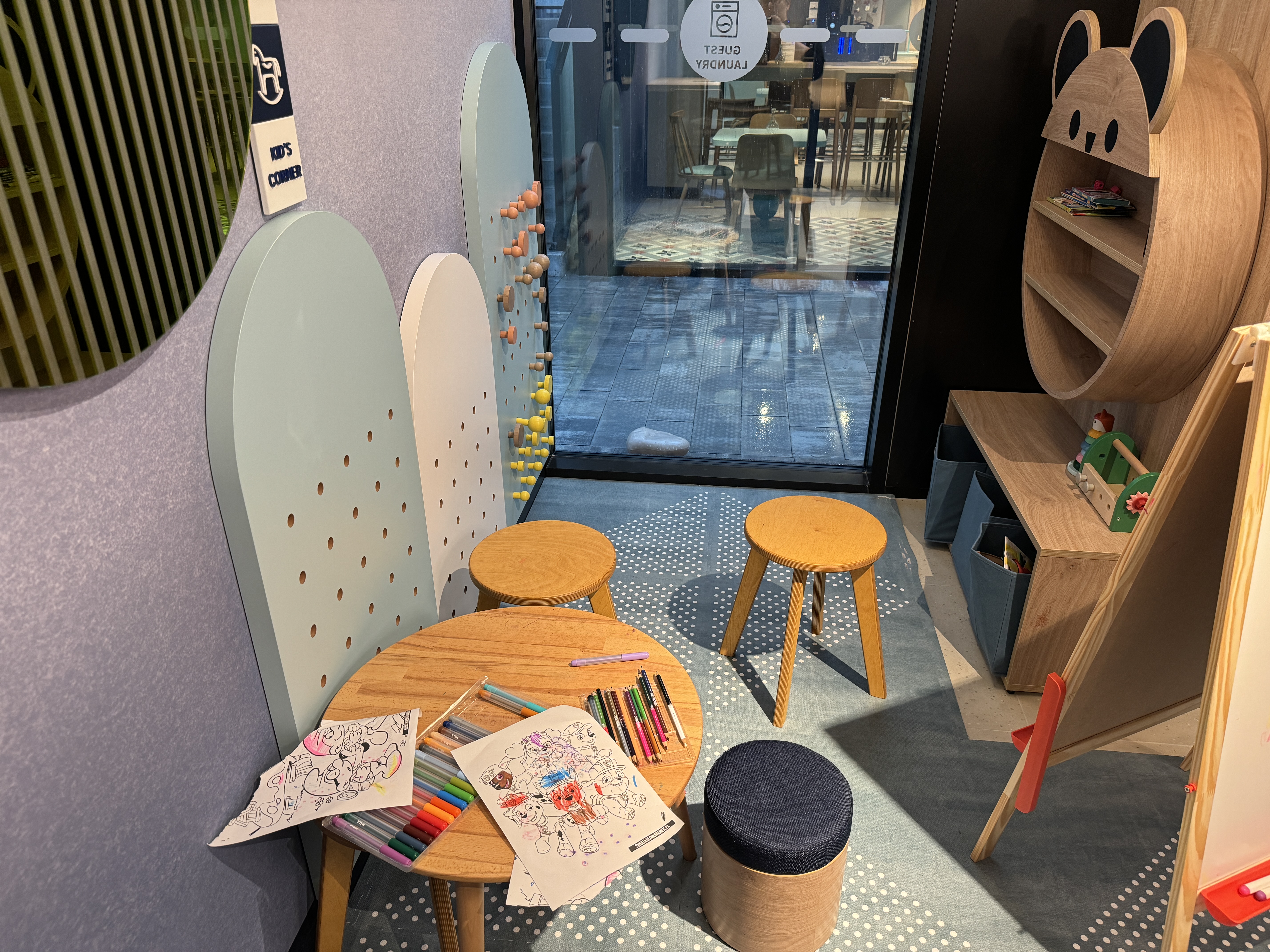 MEININGER Krakow Centrum dining kids corner MEININGER Krakow Centrum dining kids corner
