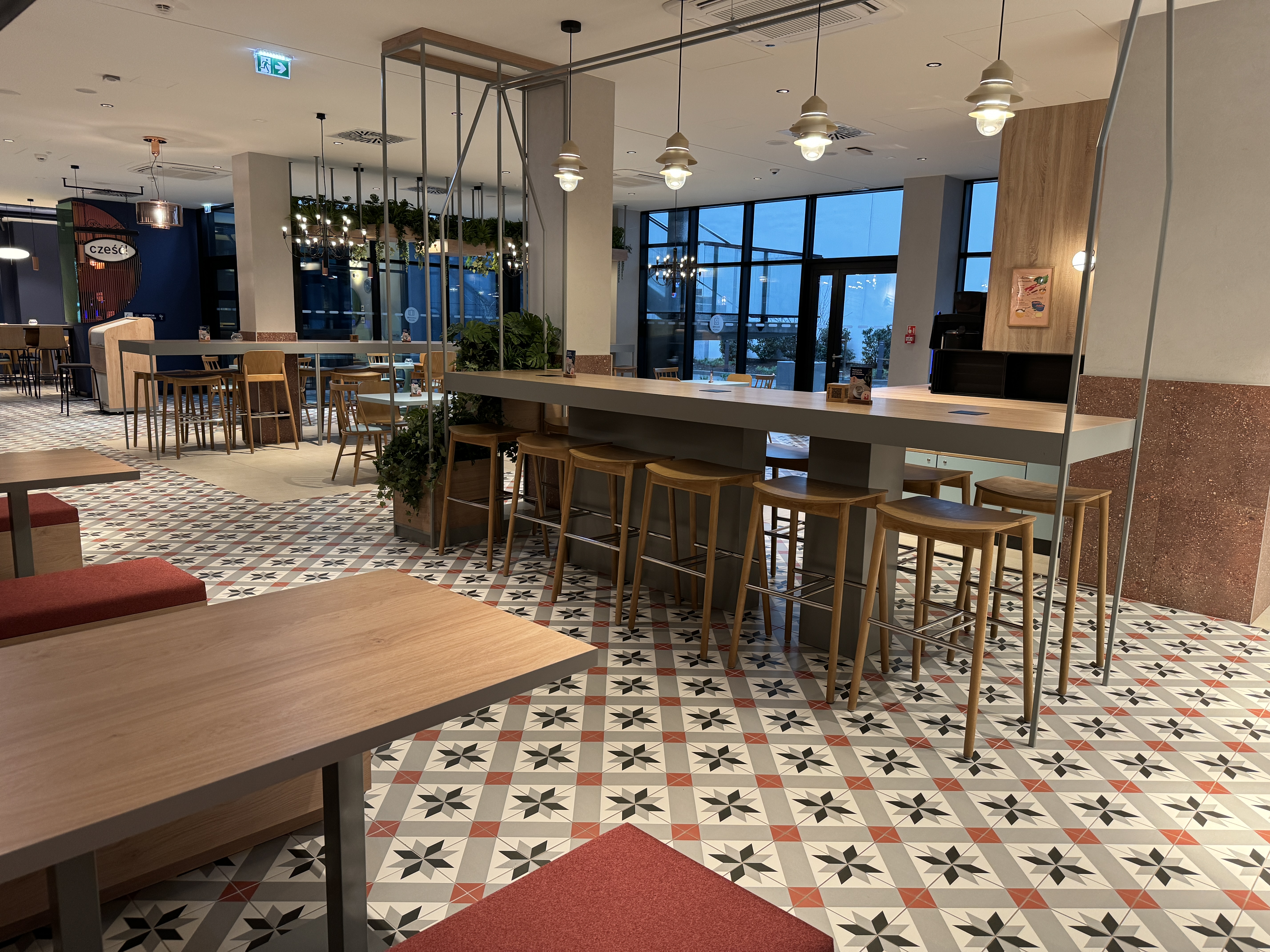 MEININGER Krakow Centrum dining seating MEININGER Krakow Centrum dining seating