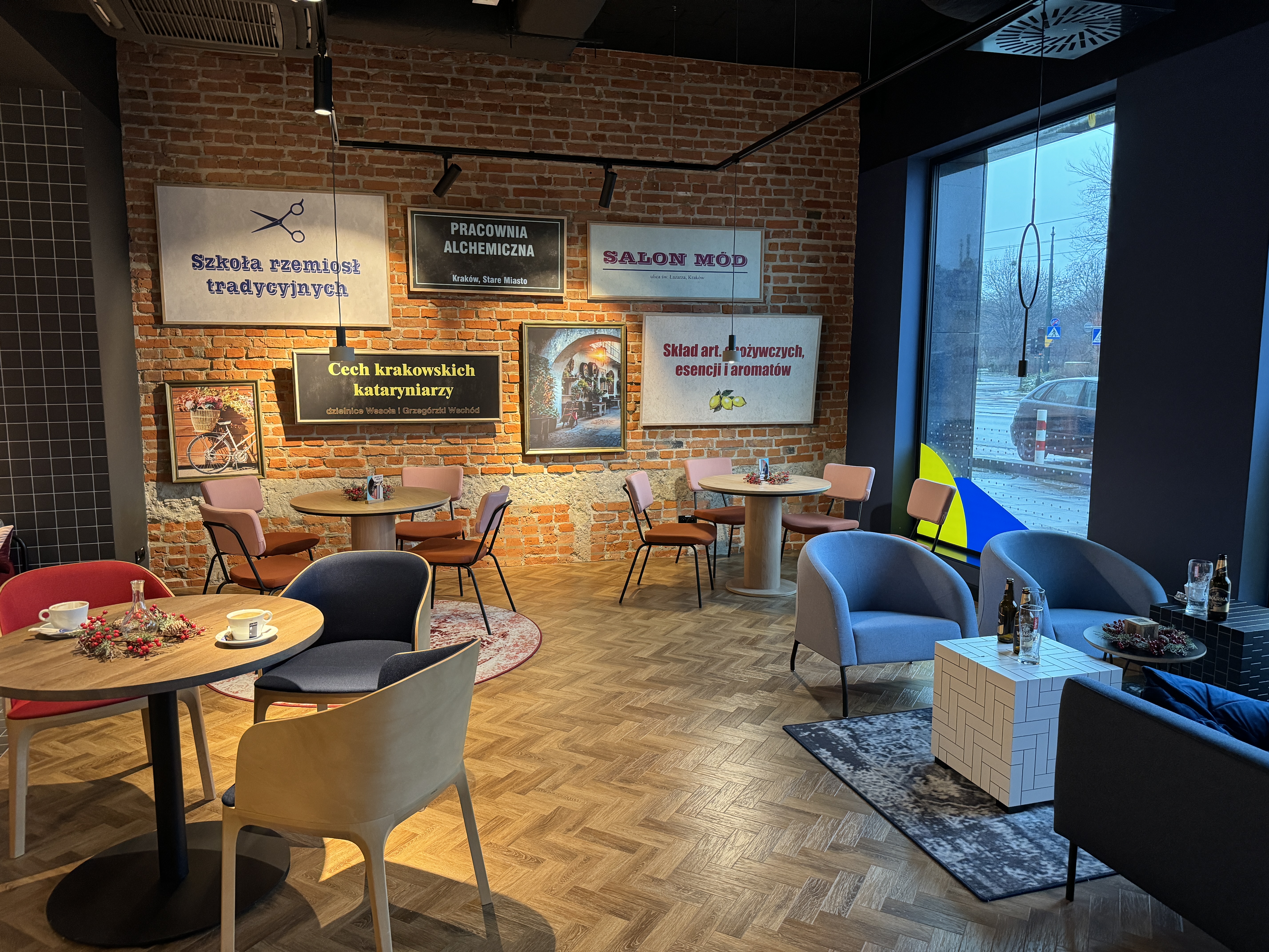 MEININGER Krakow Centrum lobby seating MEININGER Krakow Centrum lobby seating